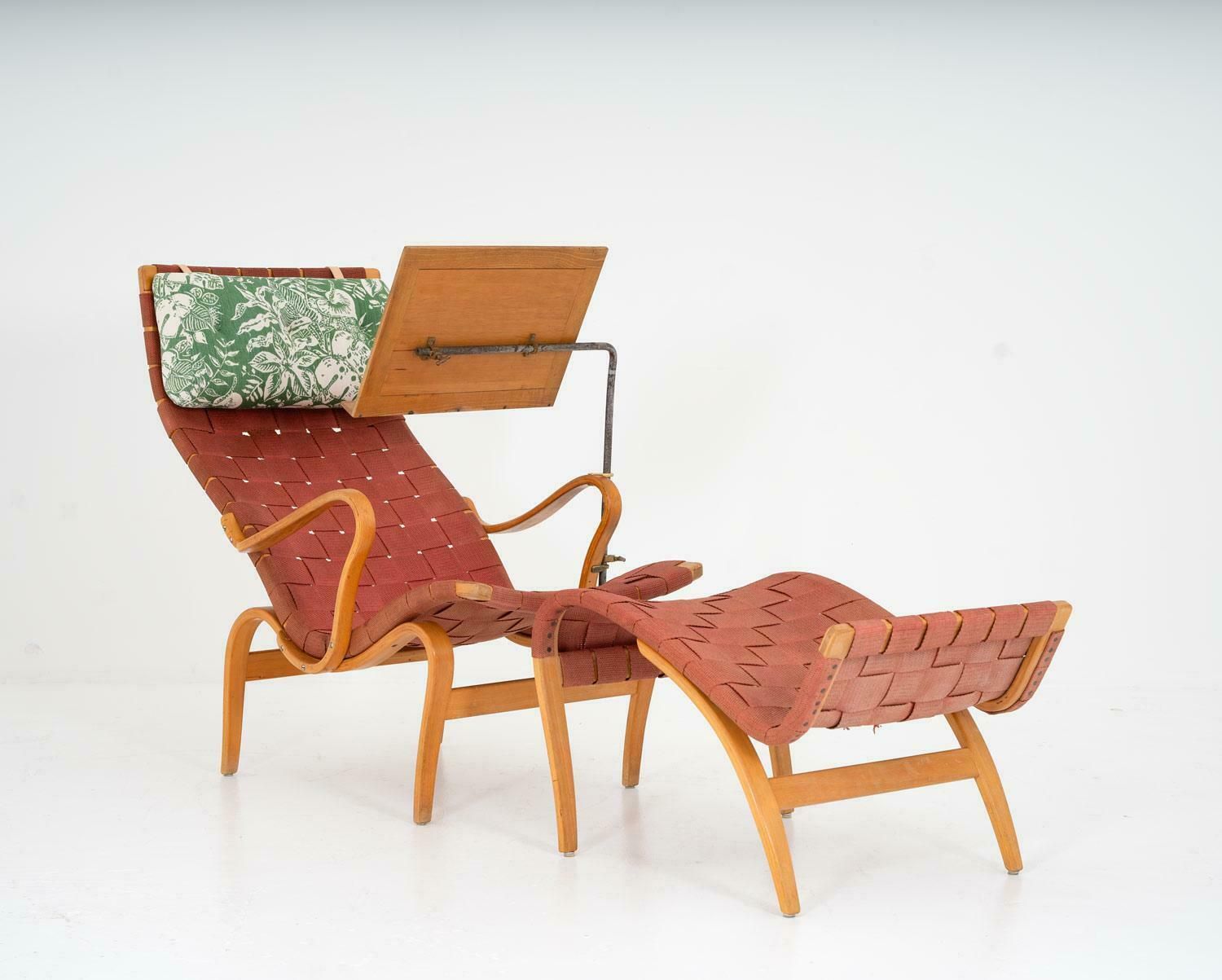 Scandinavian Lounge Chair "Pernilla 1" By Bruno Mathsson, 1940s photo furniture