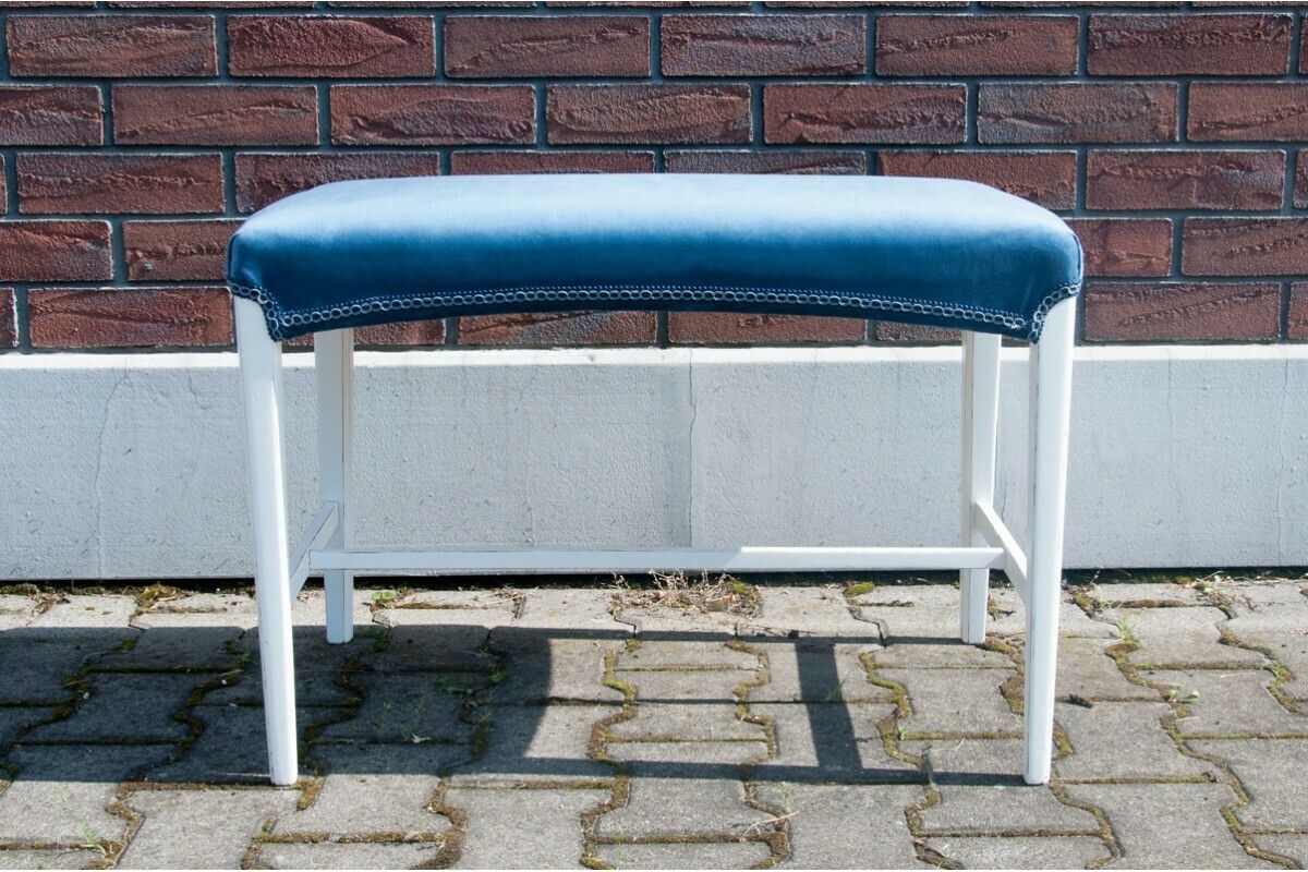 Seat, Northern Europe, Early 20th Century. After Renovation. photo furniture