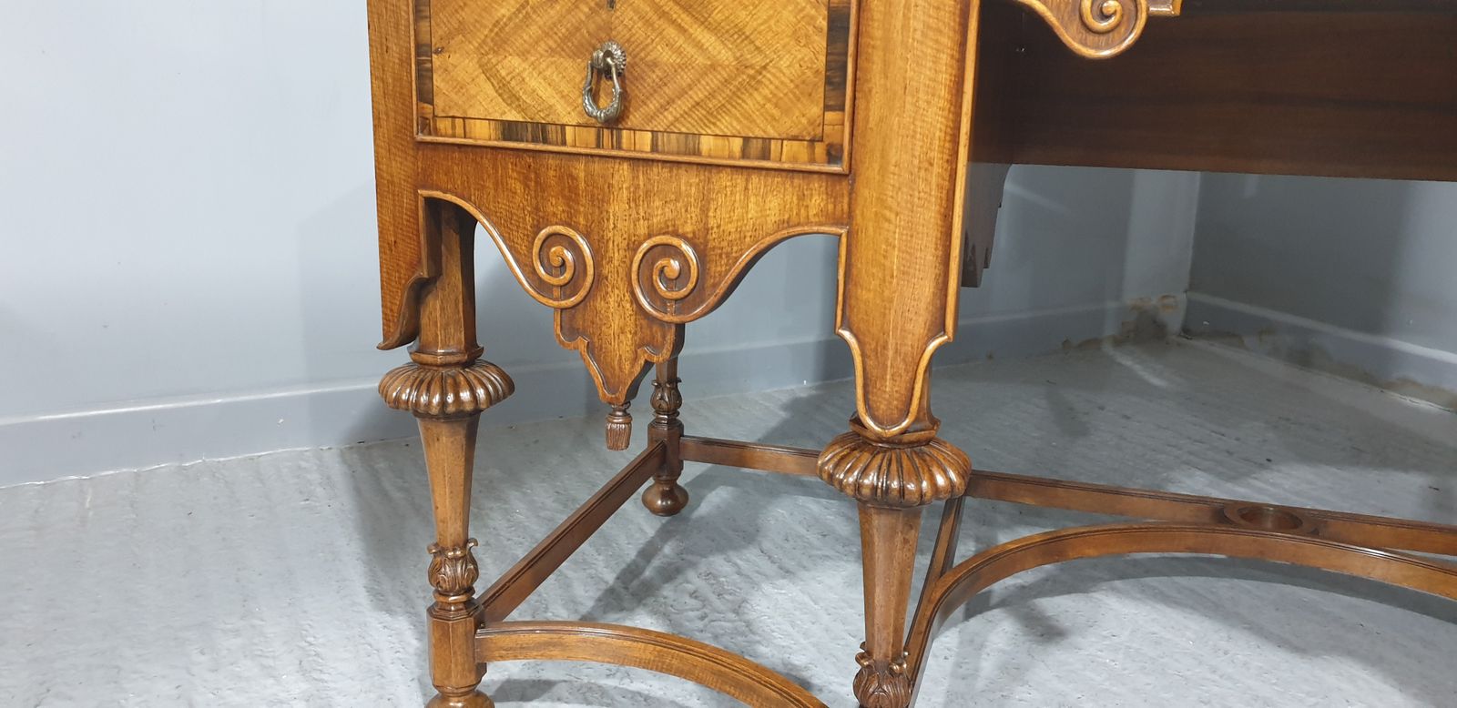 photo for sale Amazing Beautiful Dressing Table By Maples