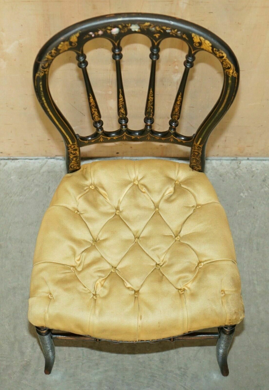 photo vintage Antique Regency 1815 Ebonised Mother Of Pearl Silk Chesterfield Seat Side Chair