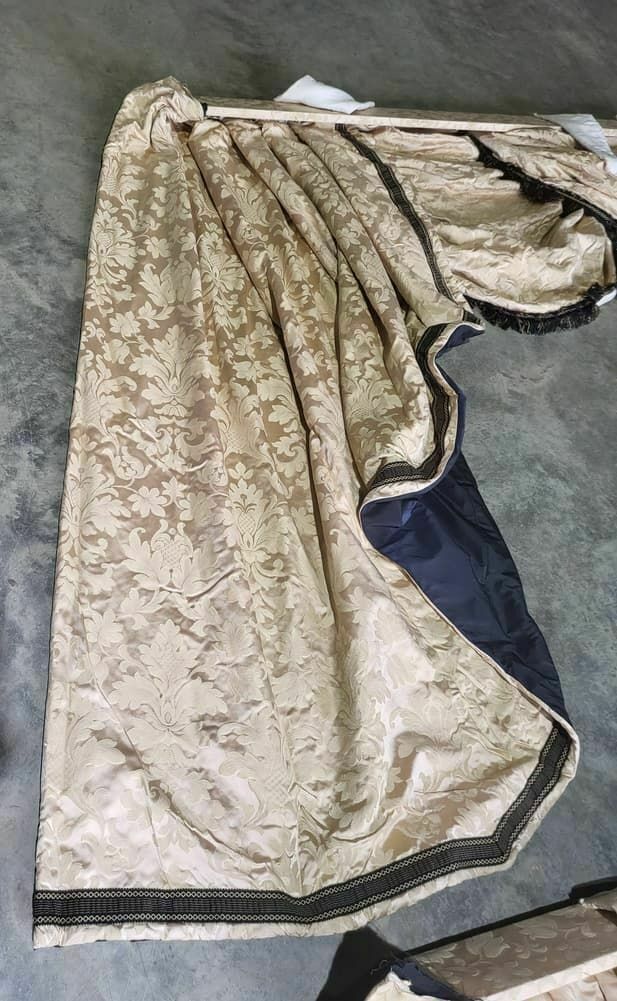 Curtains Large Pelmet Swags Gold Cream Fabric Lined 299cm Wx187 Drop 9'10" Wide photo 320.0