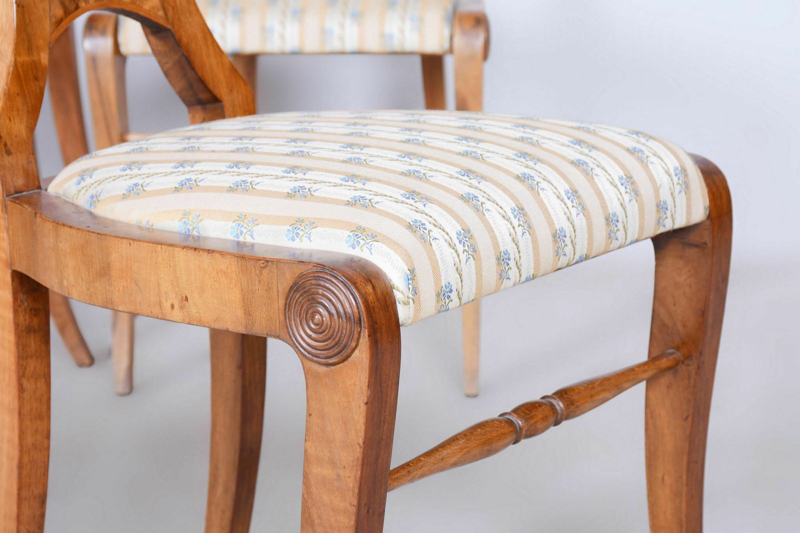 Restored Biedermeier Set Of Four Chairs, Filigree Viennese Chair Model, Oak, Walnut, Vienna, Austria, 1820s photo 2800.0