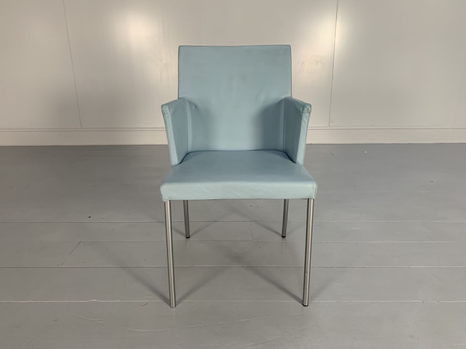 Suite Of 8 Walter Knoll “Jason 391” Dining Chairs – In Sky Blue Leather photo vinterior