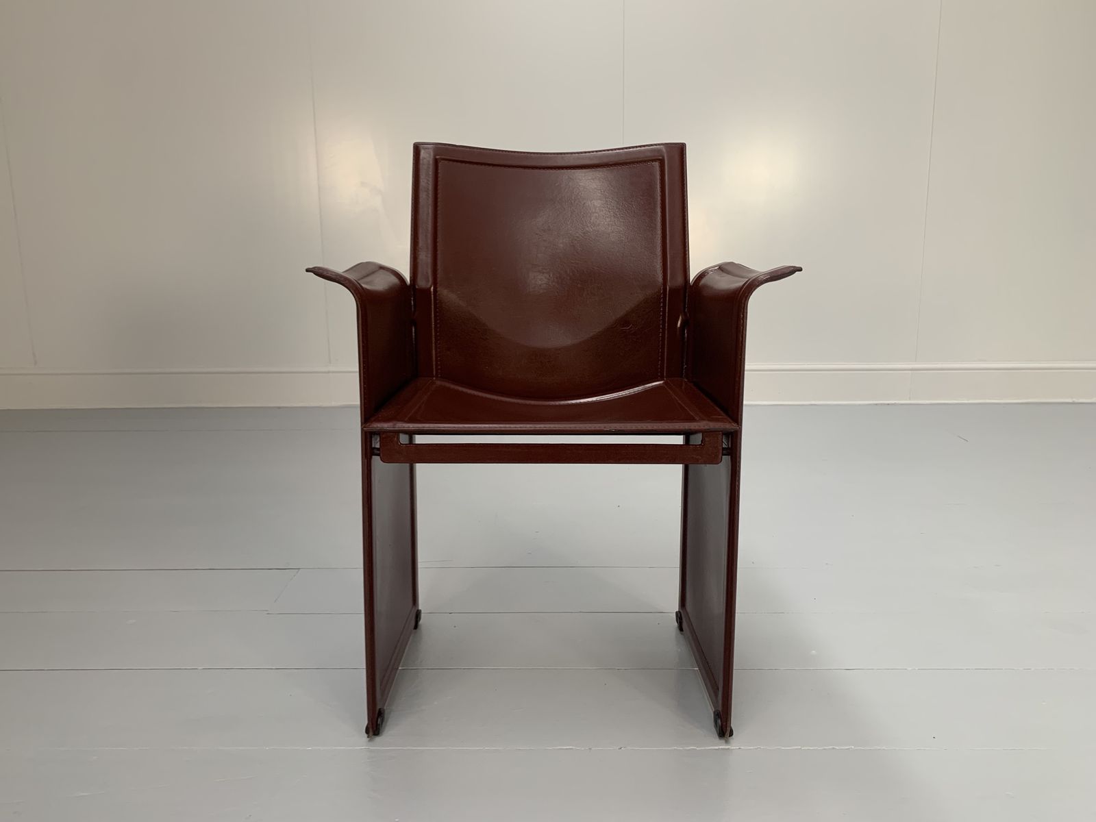 8 Matteo Grassi “Korium” Dining Chairs – In Brown Coach Leather photo vinterior