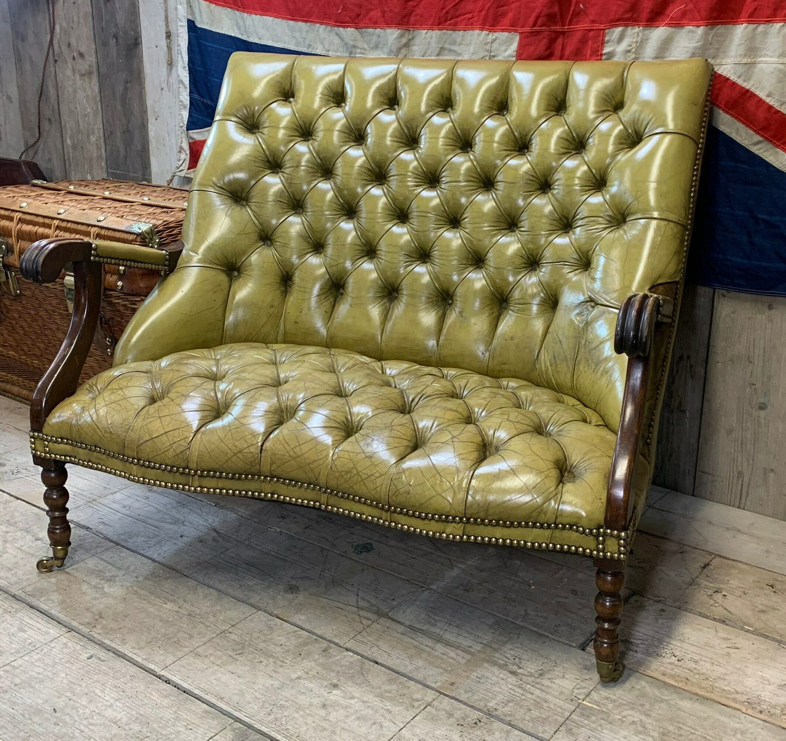 19th Century Antique Green Leather Chesterfield Library Chair Home Seating Furniture photo vinterior