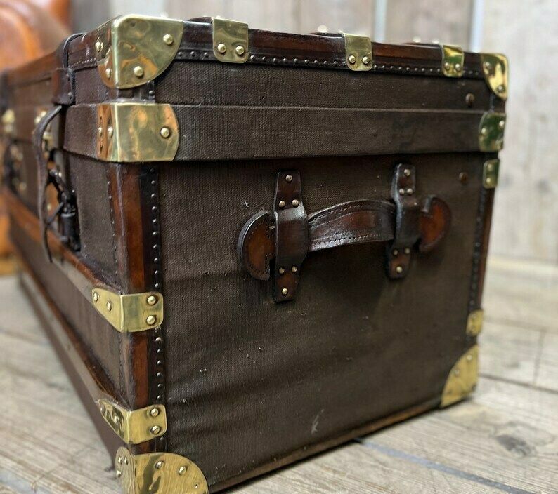 Beautiful Antique Travel Trunk Leather Brass & Wood Coffee Table End Table Home Decor photo 1609.0