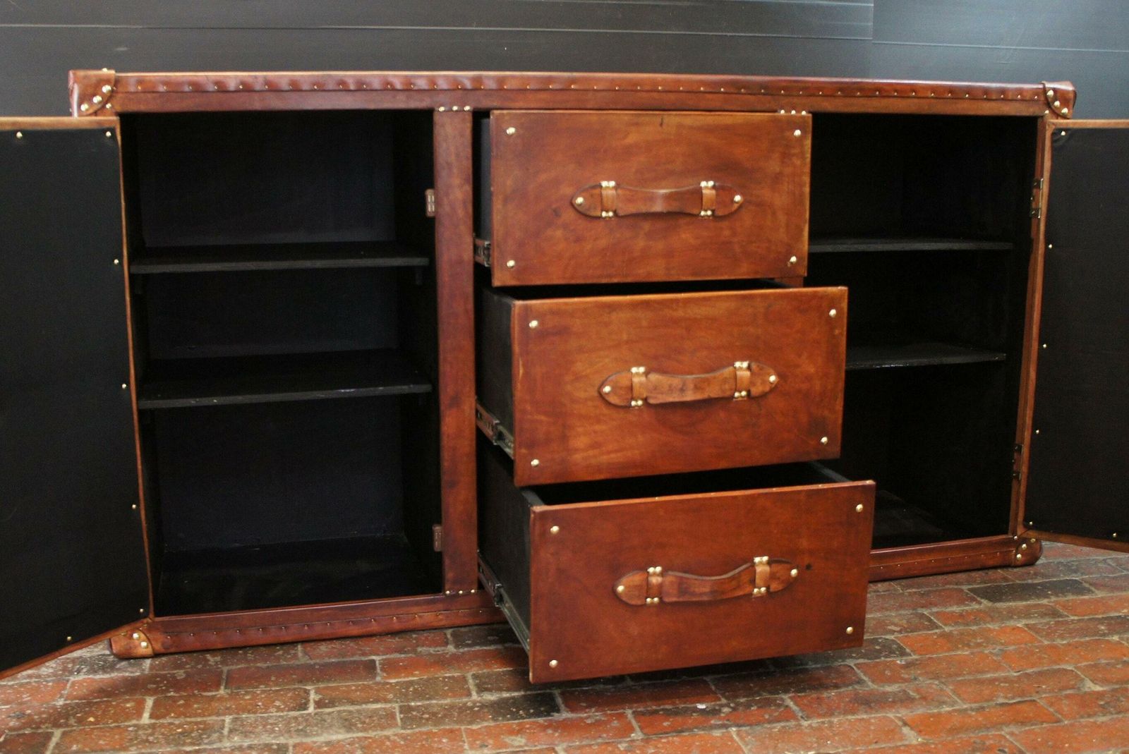 Leather Console Table , Side Board , Entrance Furniture