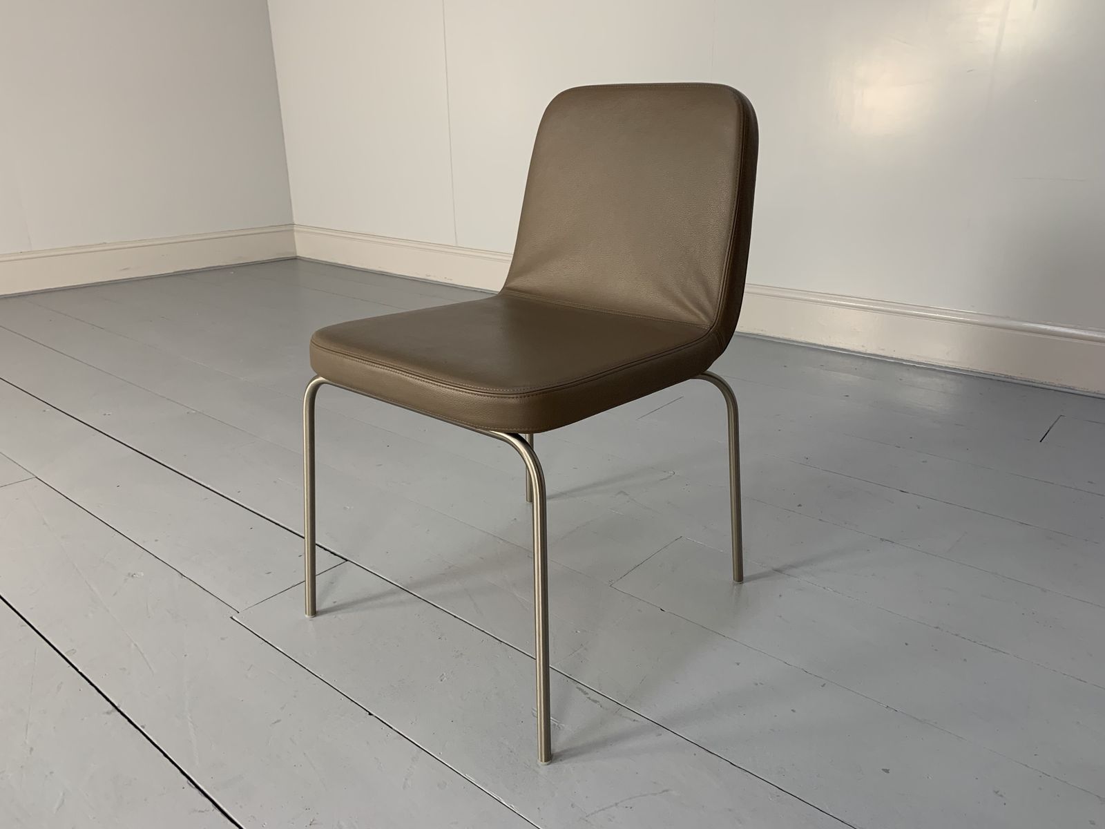 10 Minotti “Arp 1” Dining Chairs – In Taupe Leather photo 26000.0