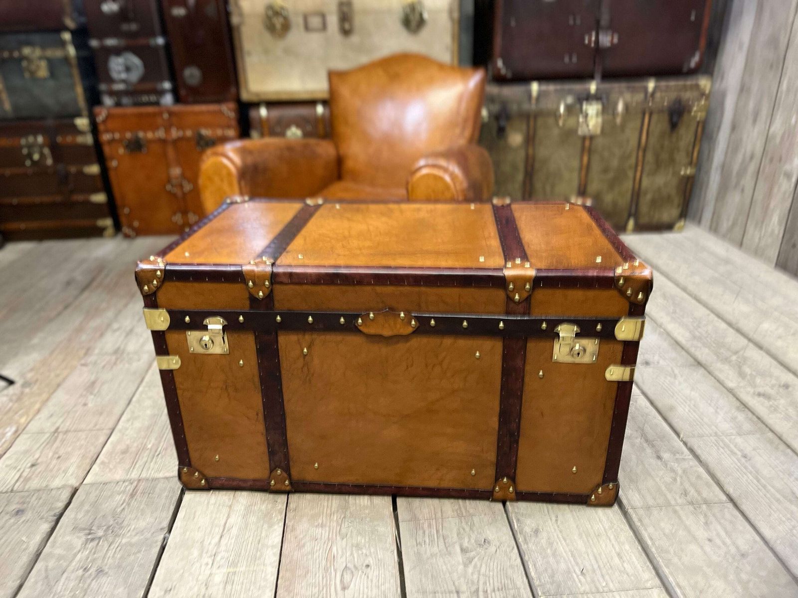 London Tan Leather Vintage Inspired Travel Trunk End Table Coffee Table English Handmade In Nottingham photo buy