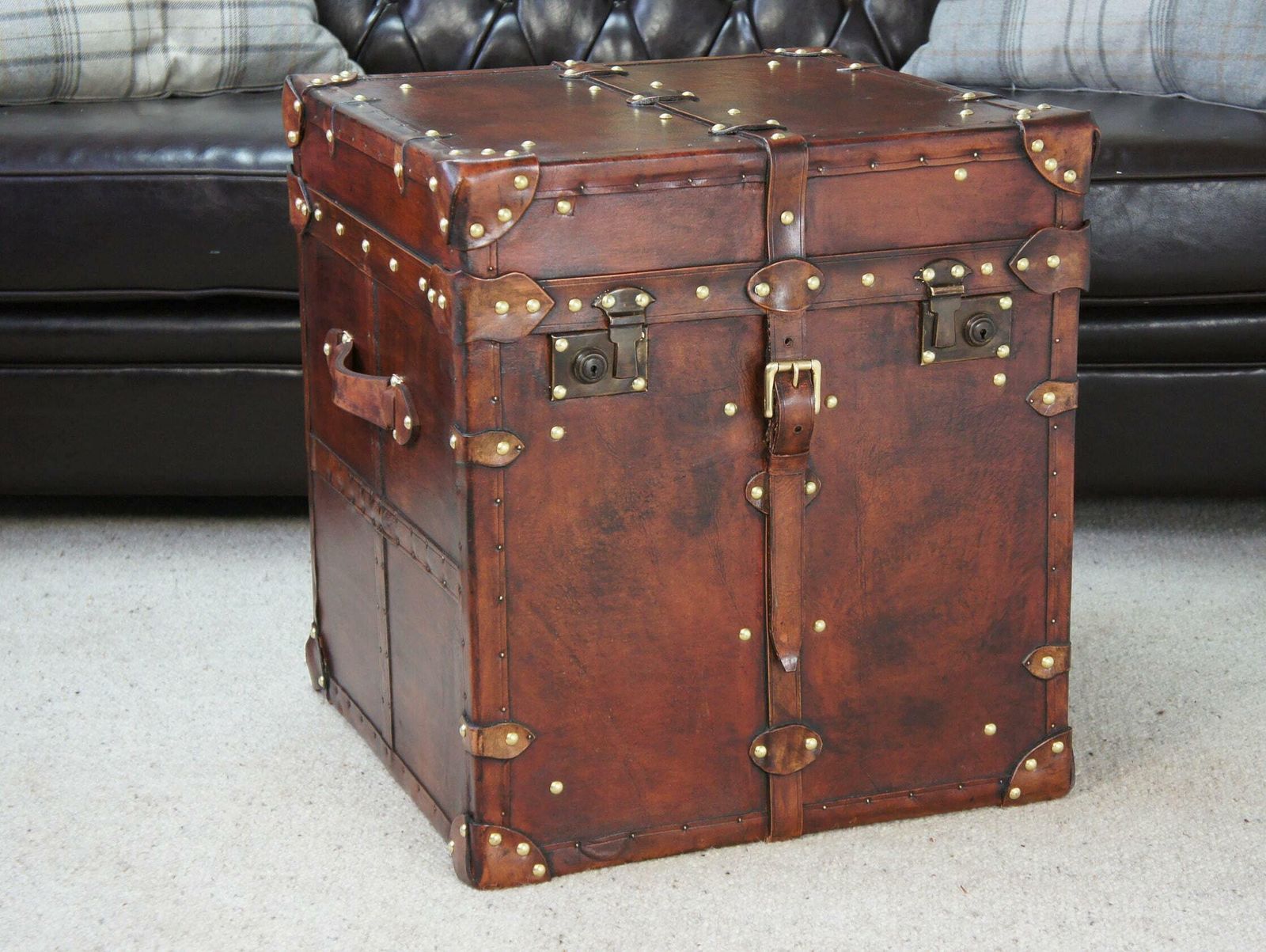 Finest English Occasional Side Table Trunk In Aged Tan Bridle Leather photo furniture