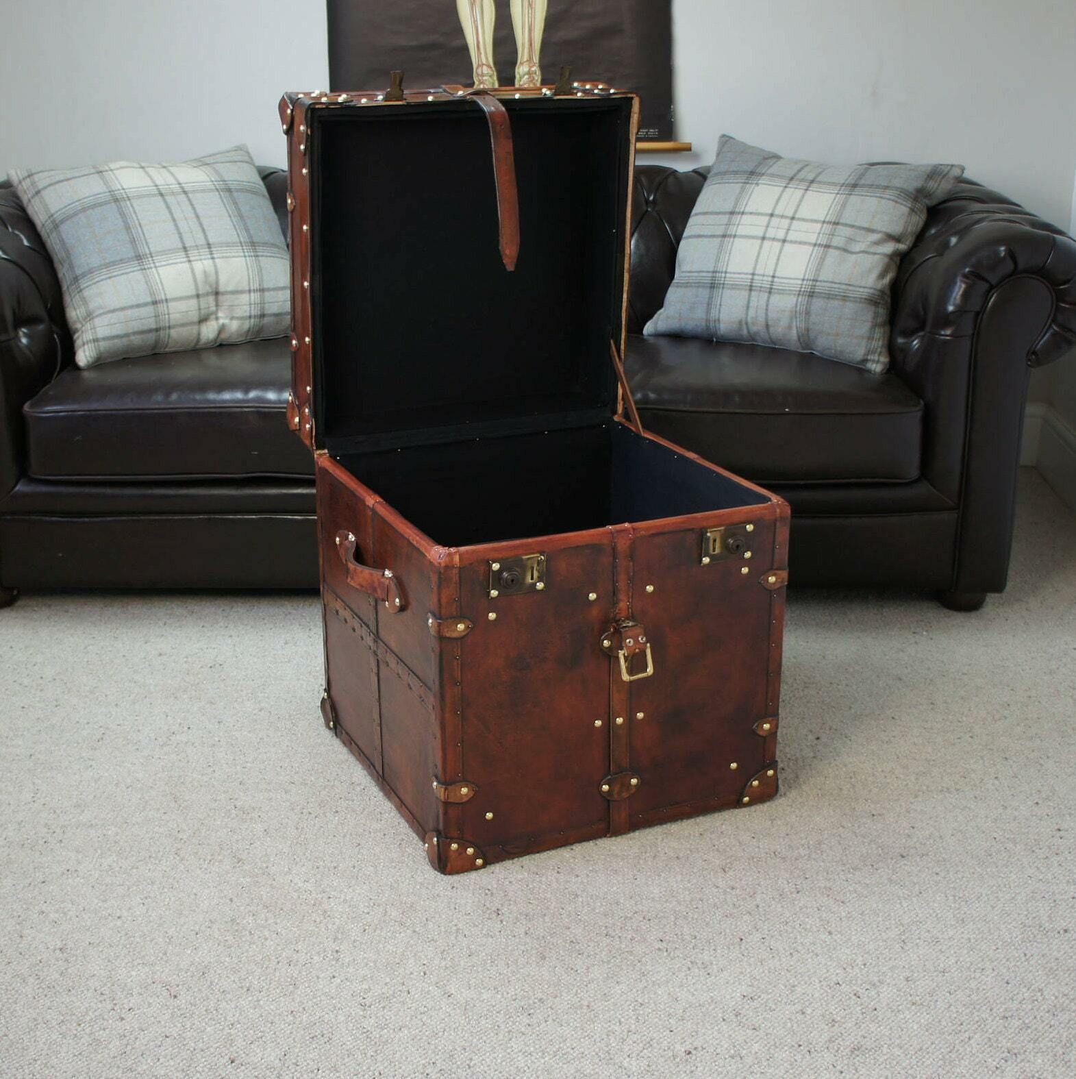 Finest English Occasional Side Table Trunk In Aged Tan Bridle Leather photo Furniture