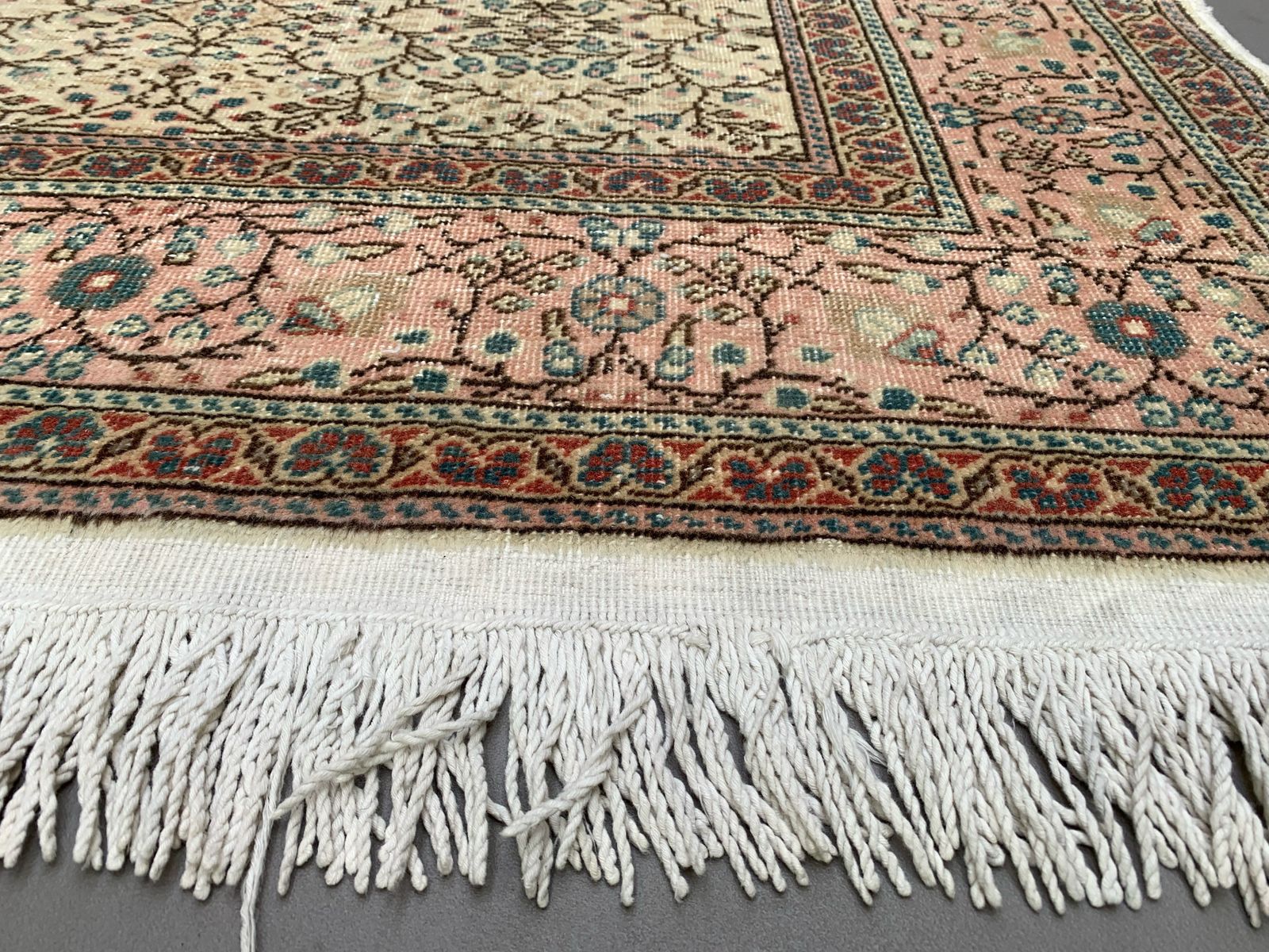 Vintage Square Turkish Rug 245x200 Cm, Tribal Wool Carpet Larg photo vinterior