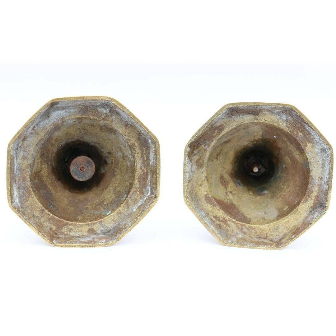 Large Victorian Brass Candle Holder Octogonal Base   Made In England . Antique Candleholders . photo vinterior