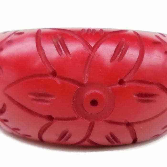 Red Bakelite Carved Bangle With Floral Design/Chunky Red Bakelite Carved Bangle/Pin Up Bangle/Early Plastics Bangle/Runaway Bangle photo Home Decor