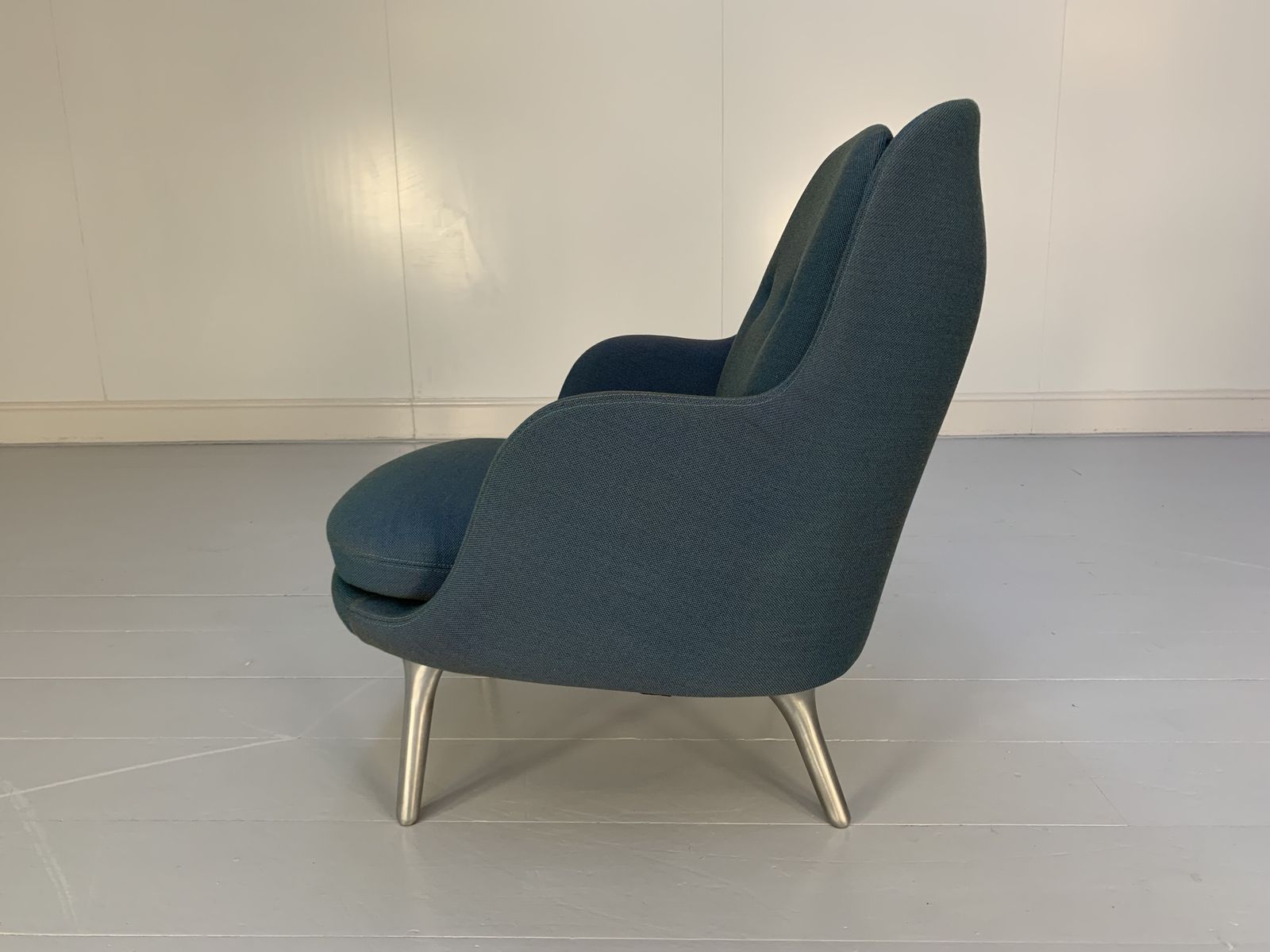 Fritz Hansen “Fri” Lounge Armchair – In Blue Fabric photo 1600.0