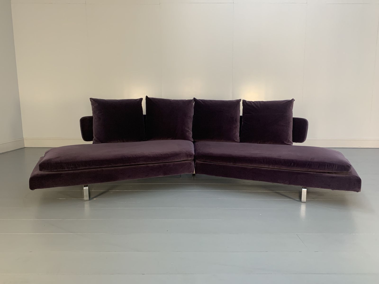 B&B Italia “Arne A252c 1” 4 Seat Curved Sofa – In Purple Velvet