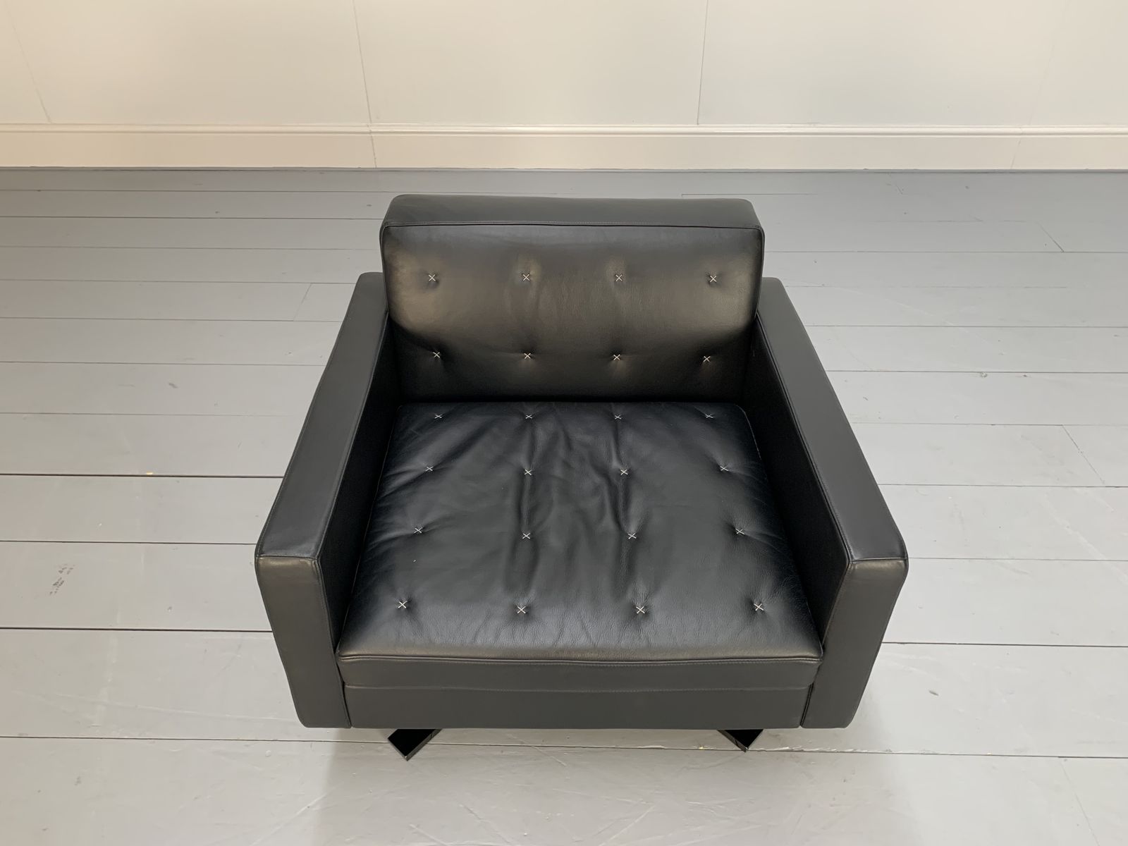 Rare Immaculate Poltrona Frau “Kennedee” Armchair In Black “Pelle Frau Sc” Leather photo buy