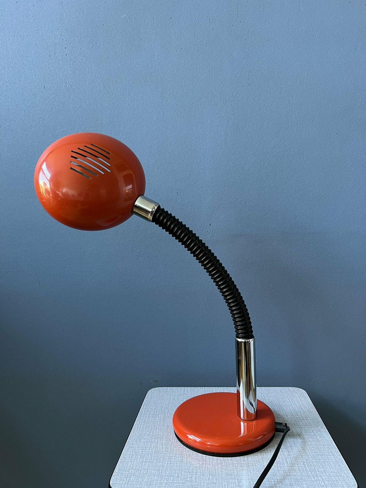 Rode Flexibele/Verstelbare Mid Century Space Age Ufo Tafellamp photo buy
