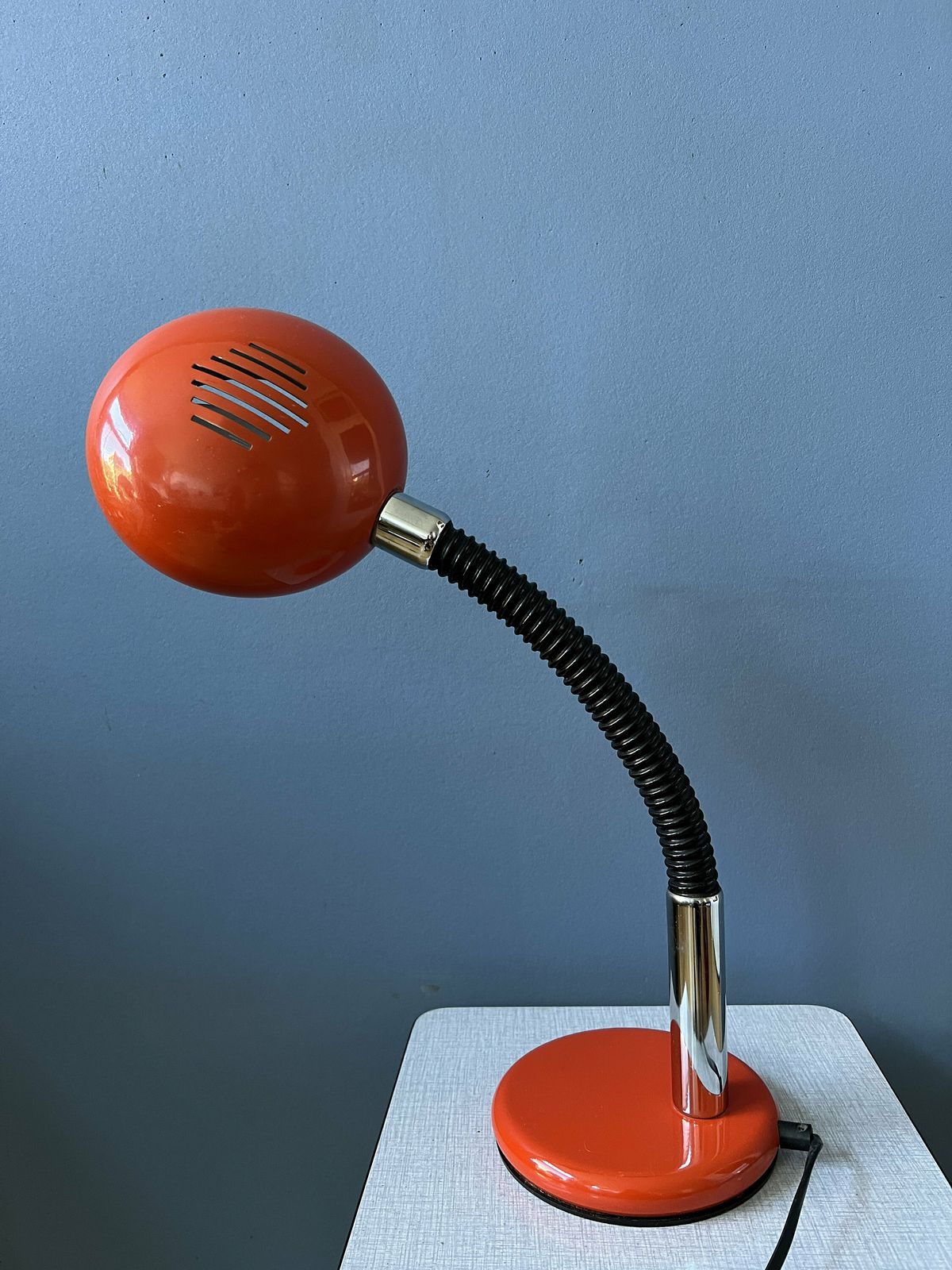 Rode Flexibele/Verstelbare Mid Century Space Age Ufo Tafellamp photo vintage