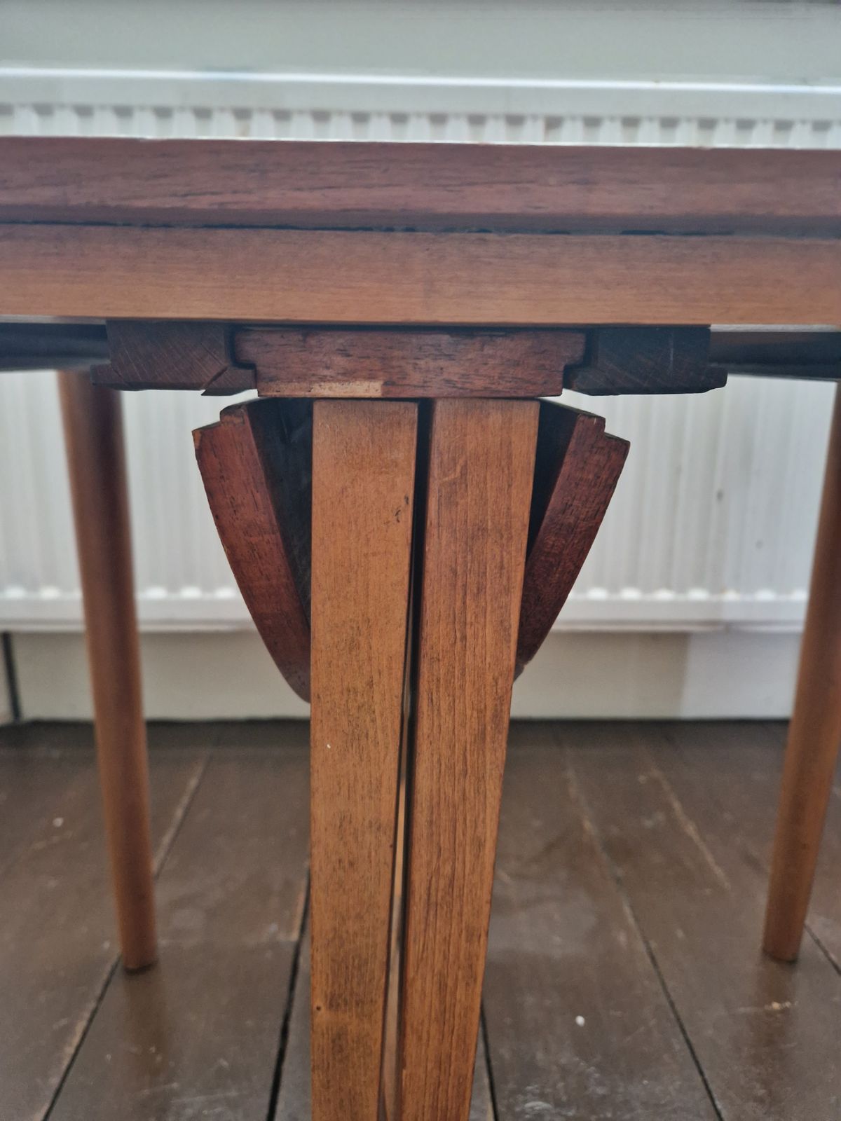 75.0 Mid Century Set Of X3 Side Tables, 1 Rectangle & 2 Round Shapes photo