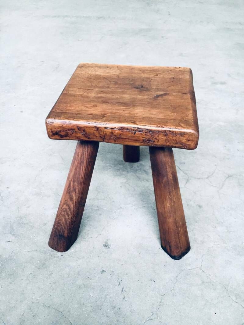photo furniture Driepoot Bijzettafel / Kruk Van Eiken, België, Ca. Jaren 1950
