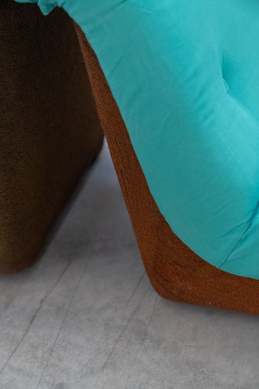 photo vintage Set Of Two Lev & Lev Fabric Armchairs, Removable Covers, With Fibreglass Frame, 1970s.