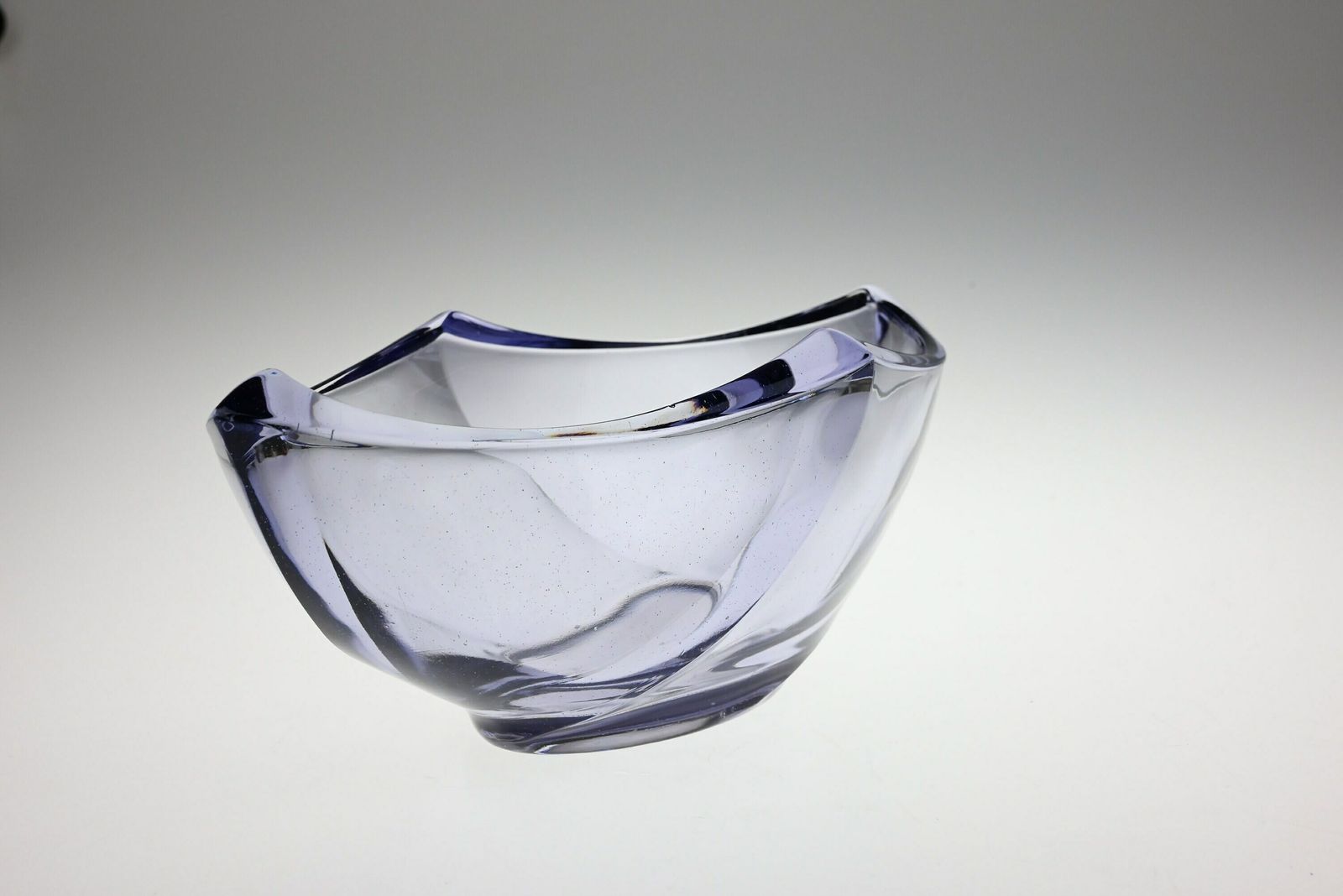 Frantisek Peceny Pressed Glass Bowl, Hermanova Hut Glass Bowl, Vintage Glass Bowl, Glass Bowl, Czech Glass, Czech Glass Bowl, Vintage Glass photo vinterior