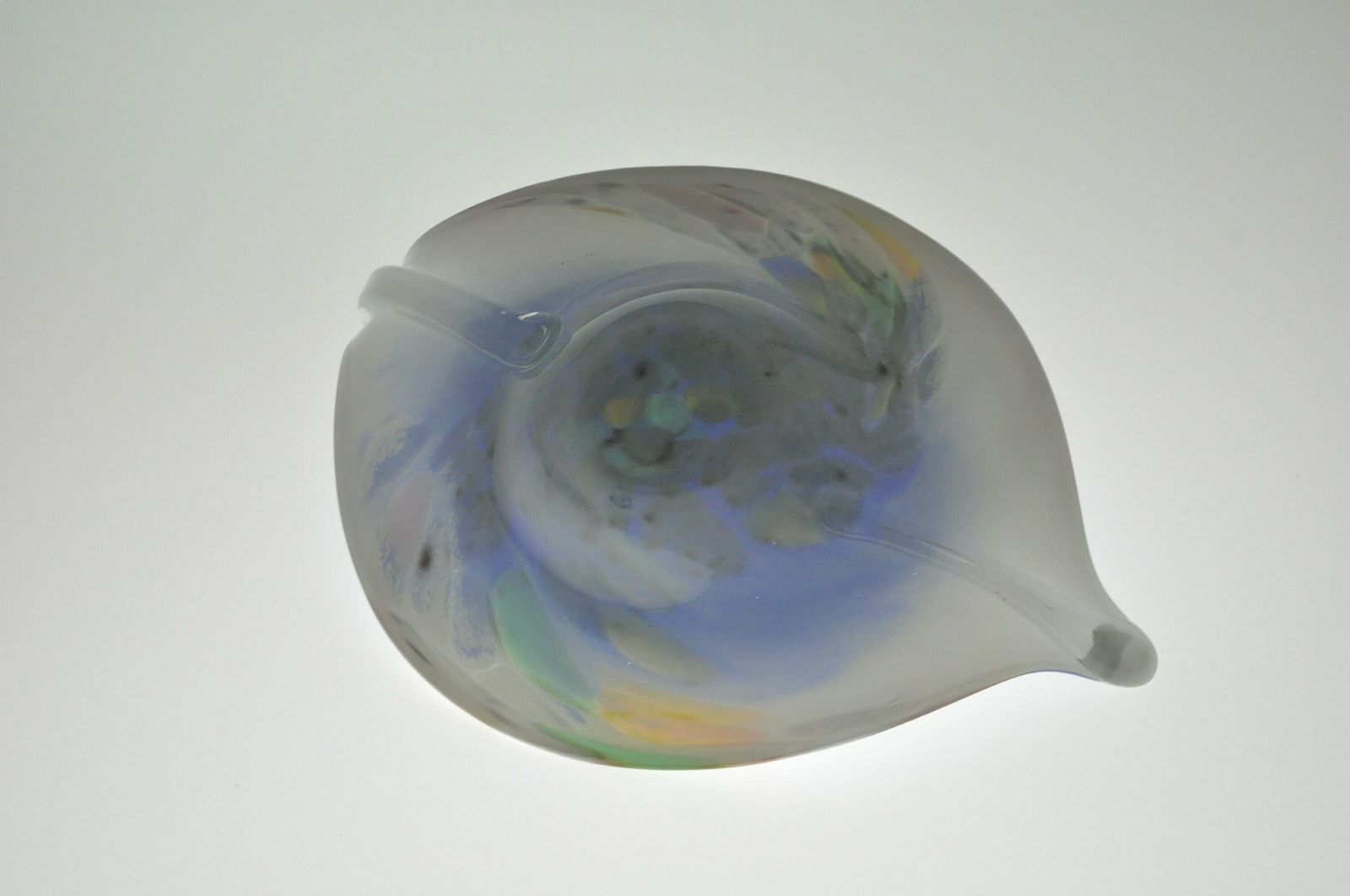 photo for sale Duitse Glazen Schaal, Handgemaakt Glas, Vintage Schaal, Kunstglas, Duits Kunstglas