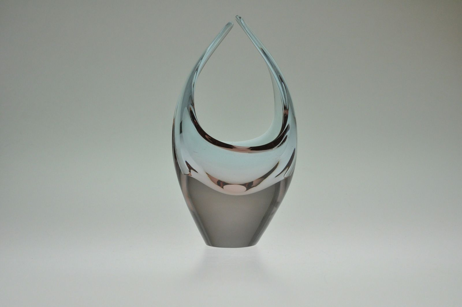 Miroslav Klinger Zbs Basket, Glass Basket, Czech Glass, Alexandrite Glass, Mid Century Glass, Czech Glass Basket, Vintage Glass Vase photo furniture