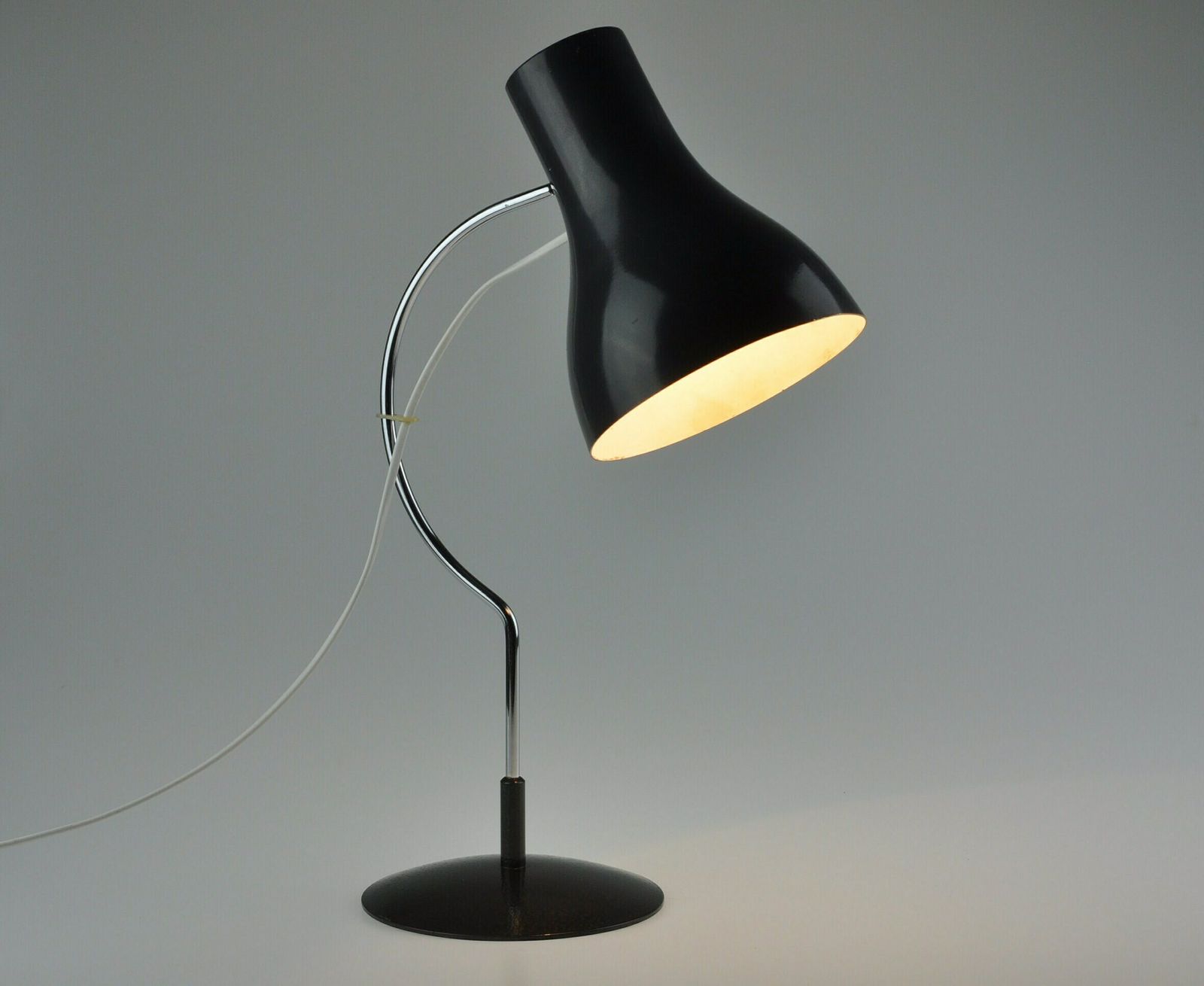 photo for sale Vintage Bureaulamp, Mid Century Lamp, Industriële Bureaulamp, Industriële Lamp, Architectenlamp, Mid Century Verlichting, Hurka, Napako