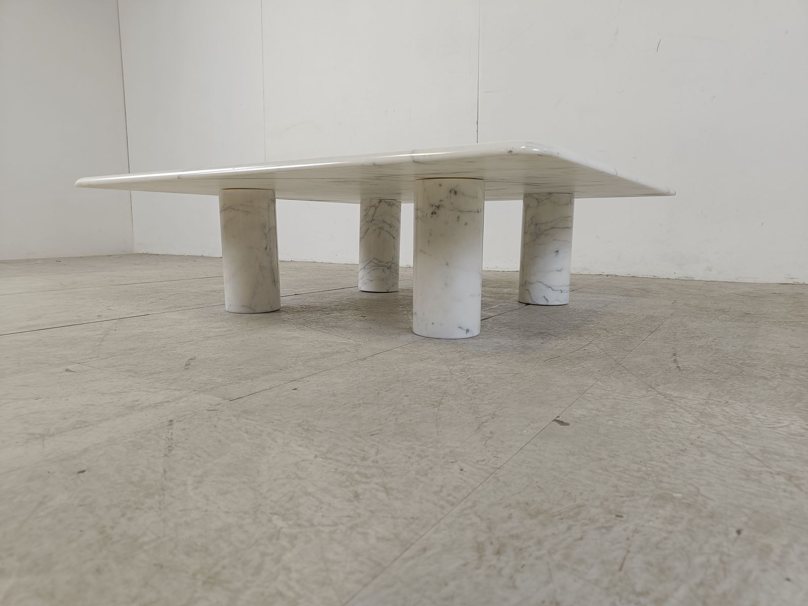 Angelo Mangiarotti Carrara Marble Coffee Table For Up&Up, Italy photo buy
