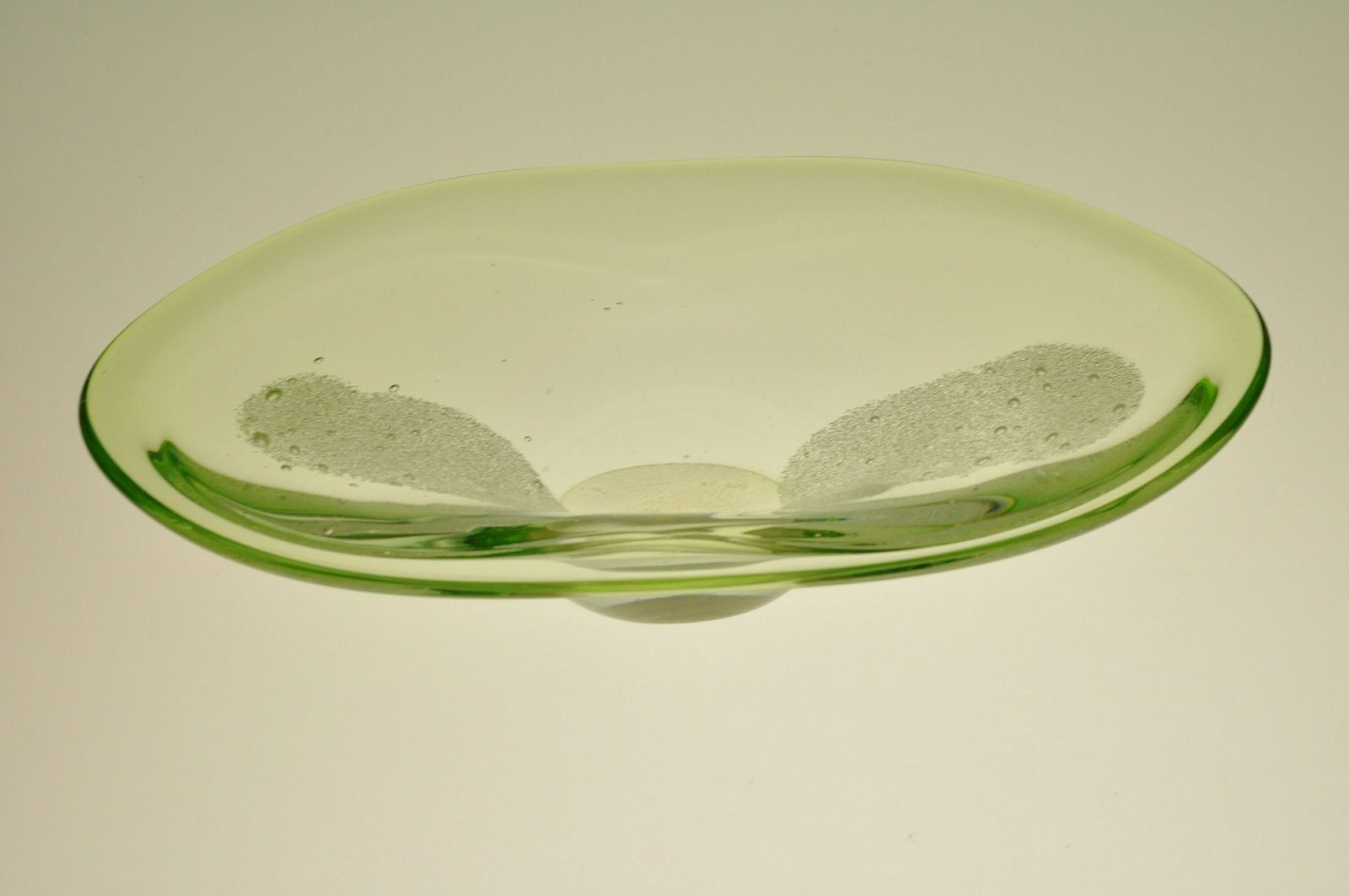 Ladislav Palecek Skrdlovice Glass Bowl, Glass Bowl, Vintage Glass, Vintage Bowl, Antique Glass, Czech Glass, Art Glass Bowl, Bowl photo vinterior
