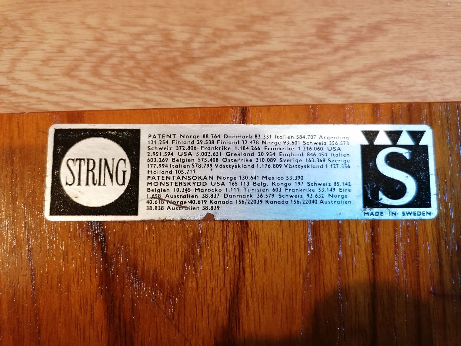 Nils Strinning String Modular Wall Mounted Shelving System. 1967. photo vintage