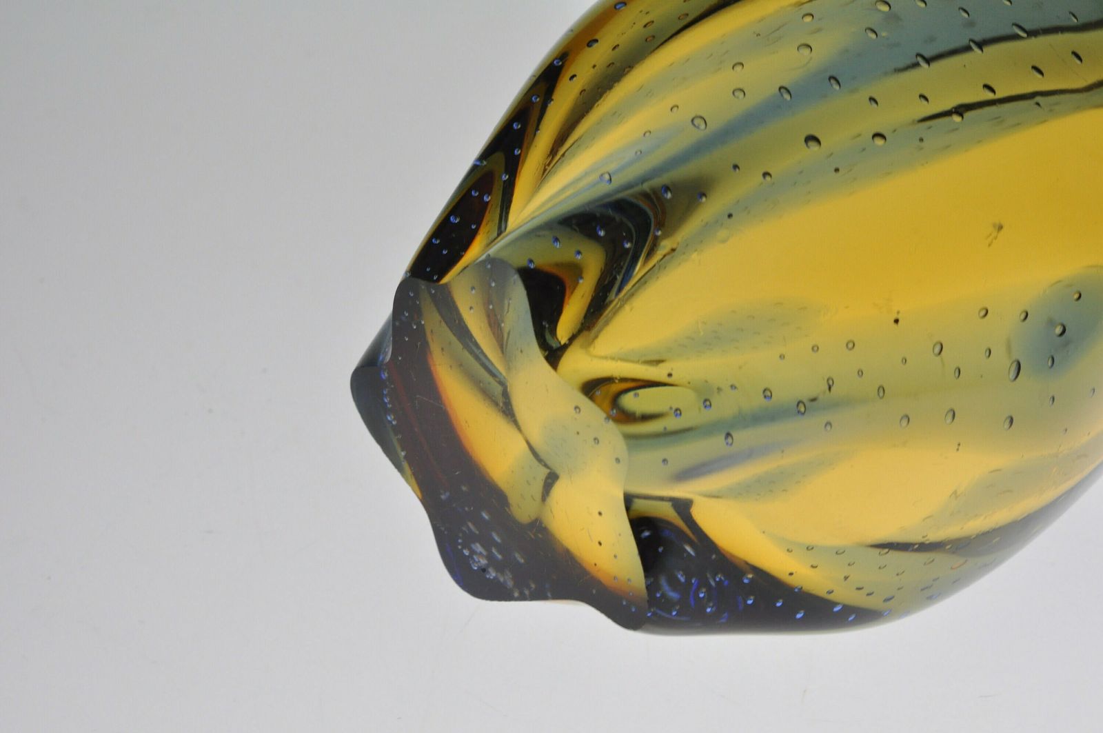 Hana Machovska Mstisov Pizzicato, Glass Vase, Mid Century Glass, Art Glass, Czech Glass Vase, Hand Made Glass, Czech Glass, Mid Century Vase photo vinterior