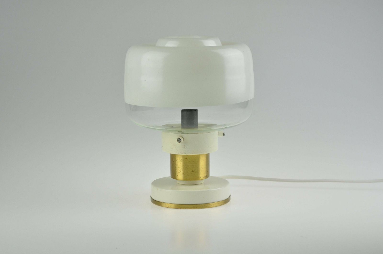 Mid Century Lamp, Nachtkastlamp, Mid Century Verlichting, Vintage Lamp, Moderne Lamp, Bureaulamp, Tafellamp, Vintage Verlichting photo Verlichting
