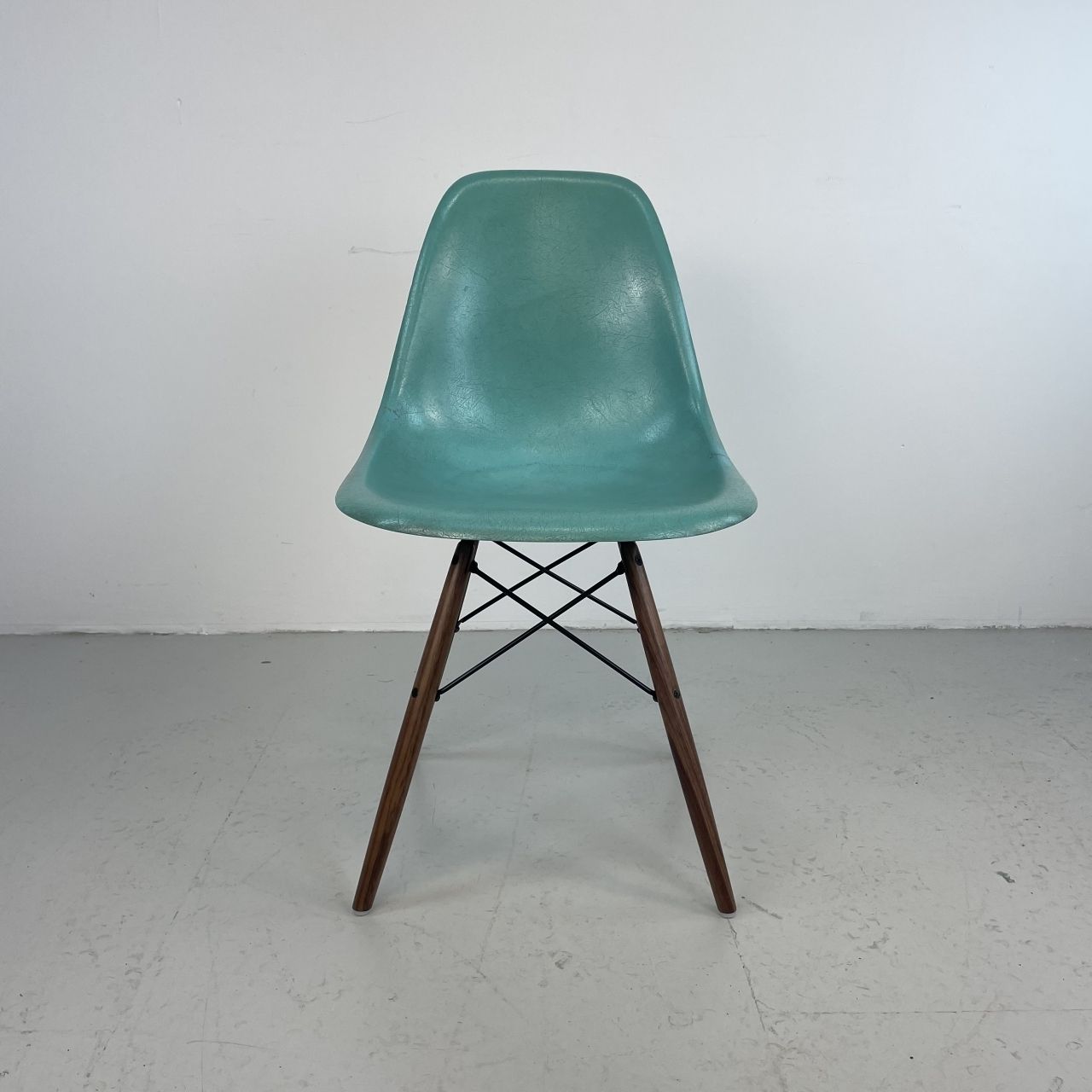 Eames Herman Miller Dsw Side Chair In Turquoise Blue photo furniture