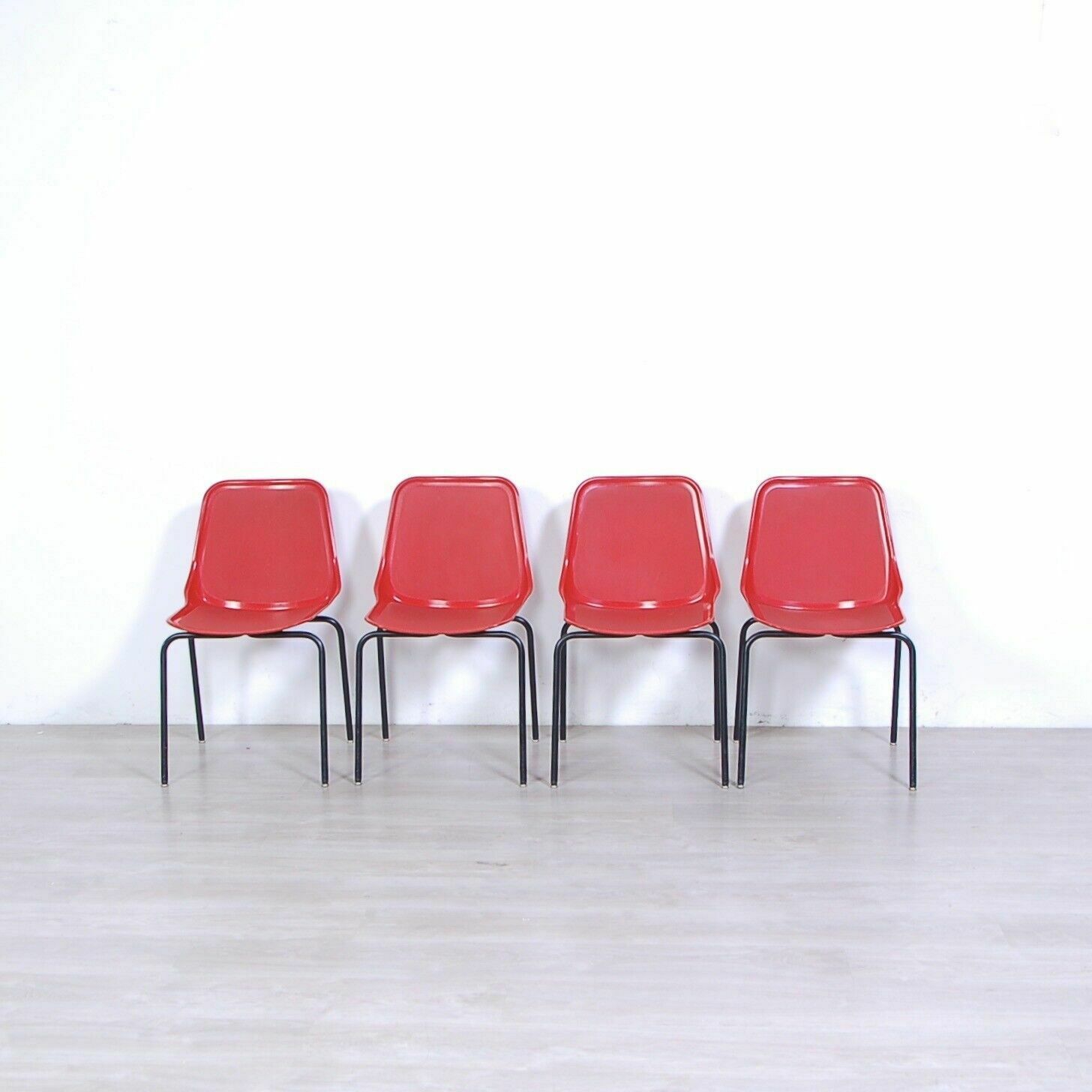 4 Mim Chairs Postmodern Chair Design From The 60s, Iron And Industrial Red Plastic photo furniture