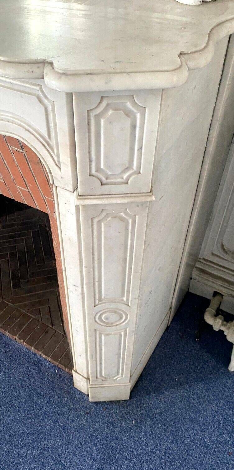 photo furniture Louis XV Style Fireplace Model Pompadour White Carrara Marble 20th Century