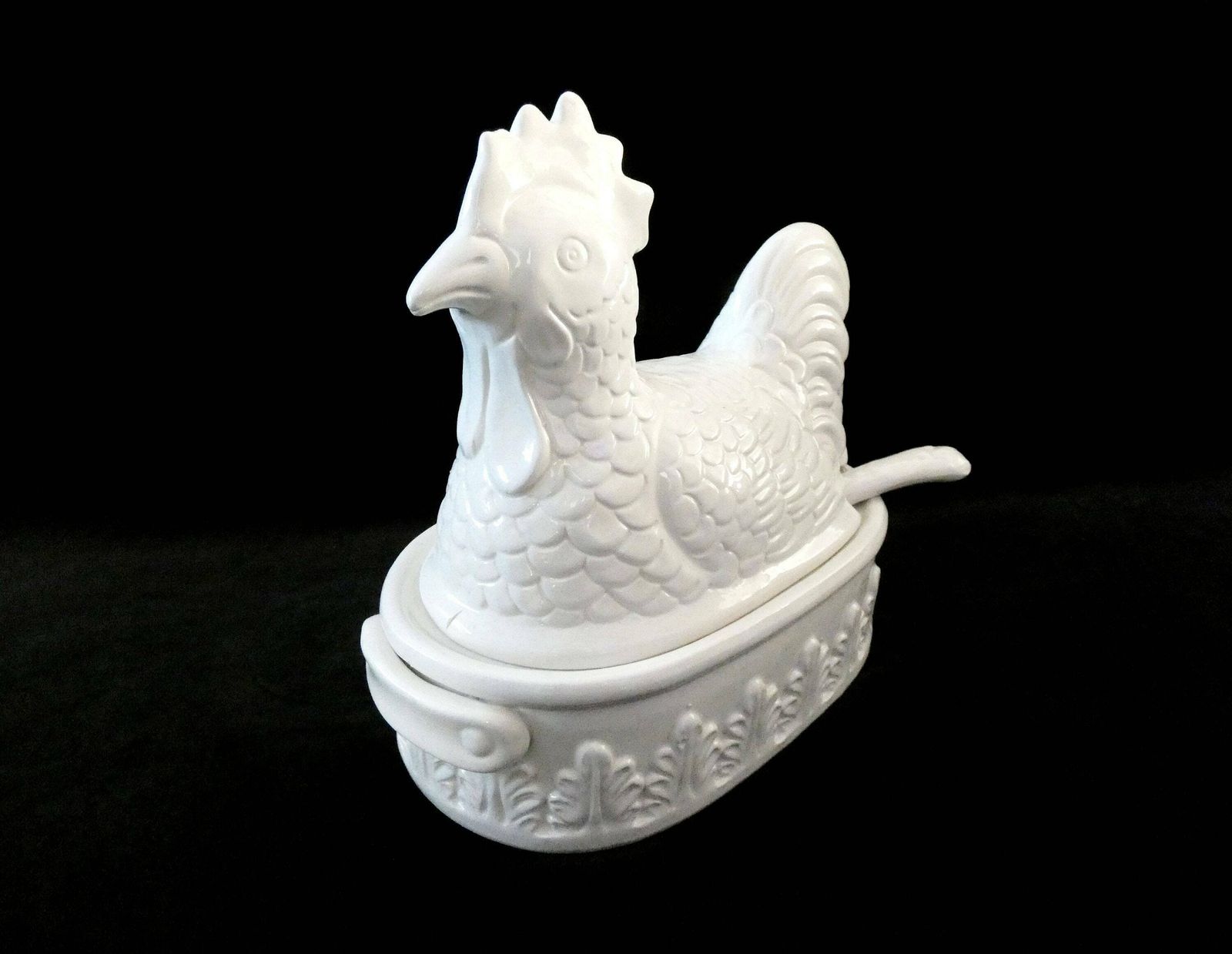 Bassano Chicken Tureen Vintage Majolica Hen Soup Tureen Italian Ceramic Rooster Covered Tureen Serving Bowl Bassano Pottery 60s photo furniture