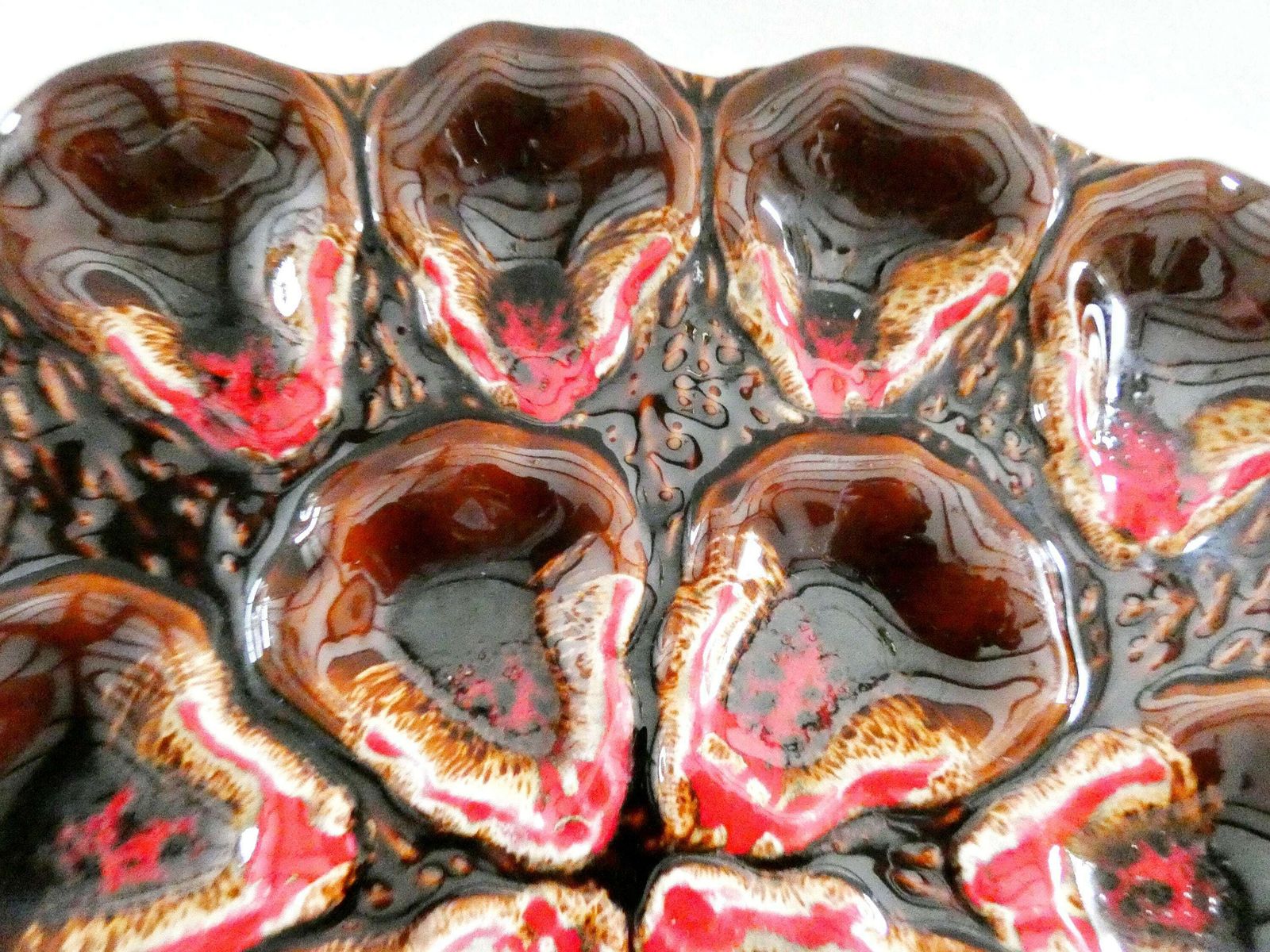 Large Vallauris Oyster Platter Vintage French Majolica Ceramics Mid Century Brown White Red Pottery photo vinterior