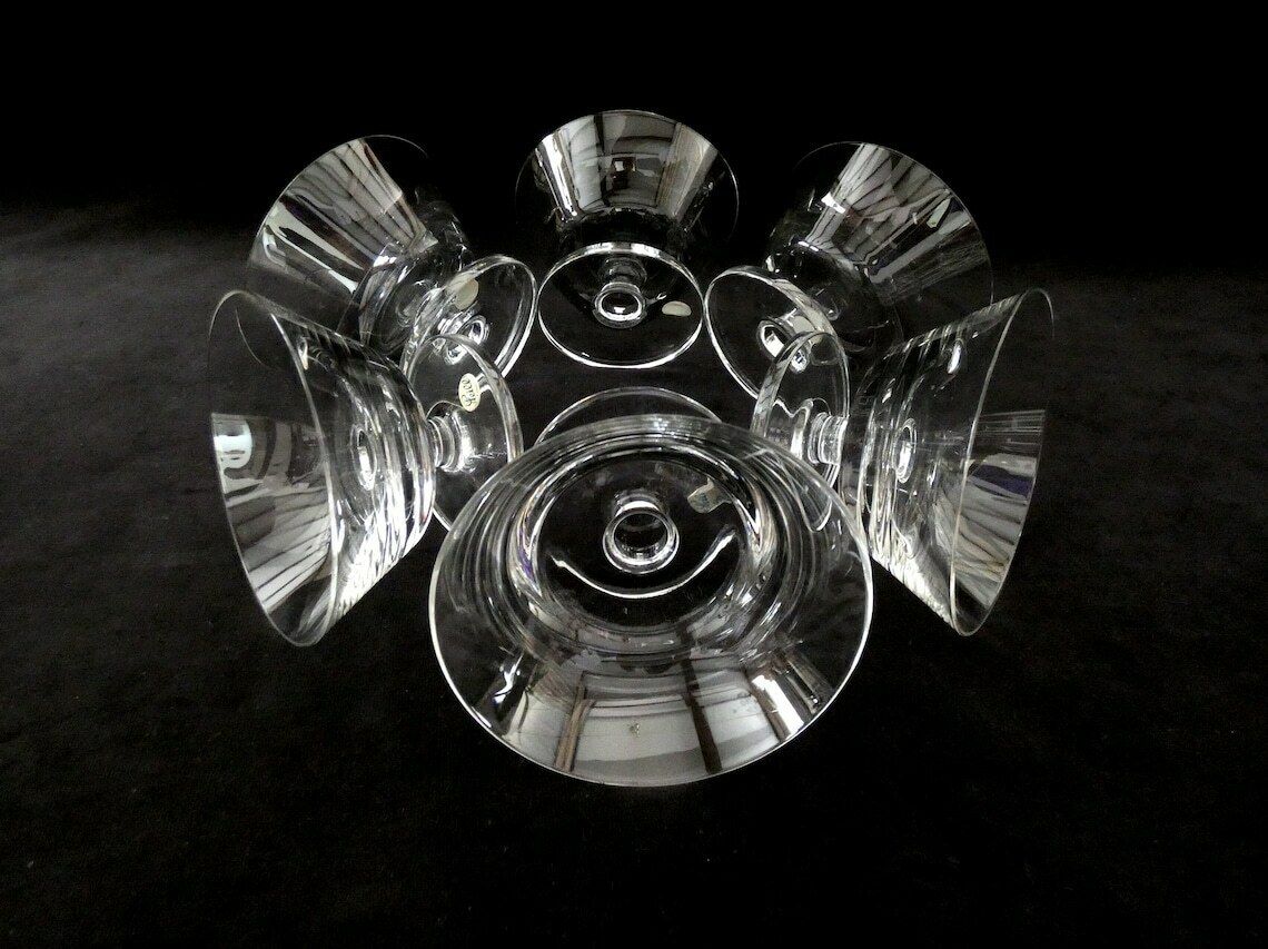 photo furniture Peill Germany Champagne Glazen Set, Vintage Kristallen Champagne Coupes, Peill And Putzler Kristal Mid Century Duitse Ijscoupe Schaaltjes