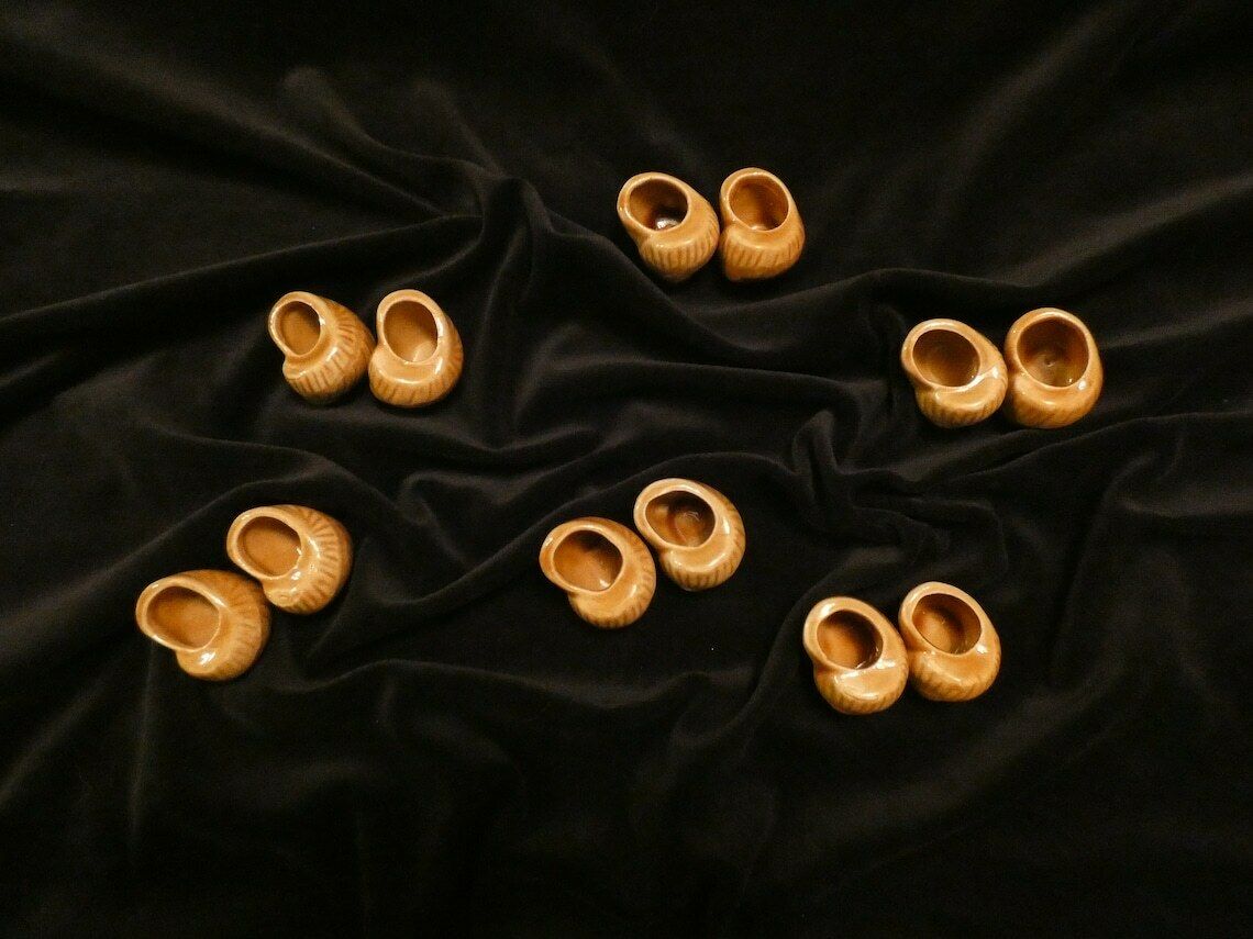 Vintage French Ceramic Snail Shells Vintage Baking Dishes Brown Glazed Snail Pots French Pottery Escargots Shells photo vintage