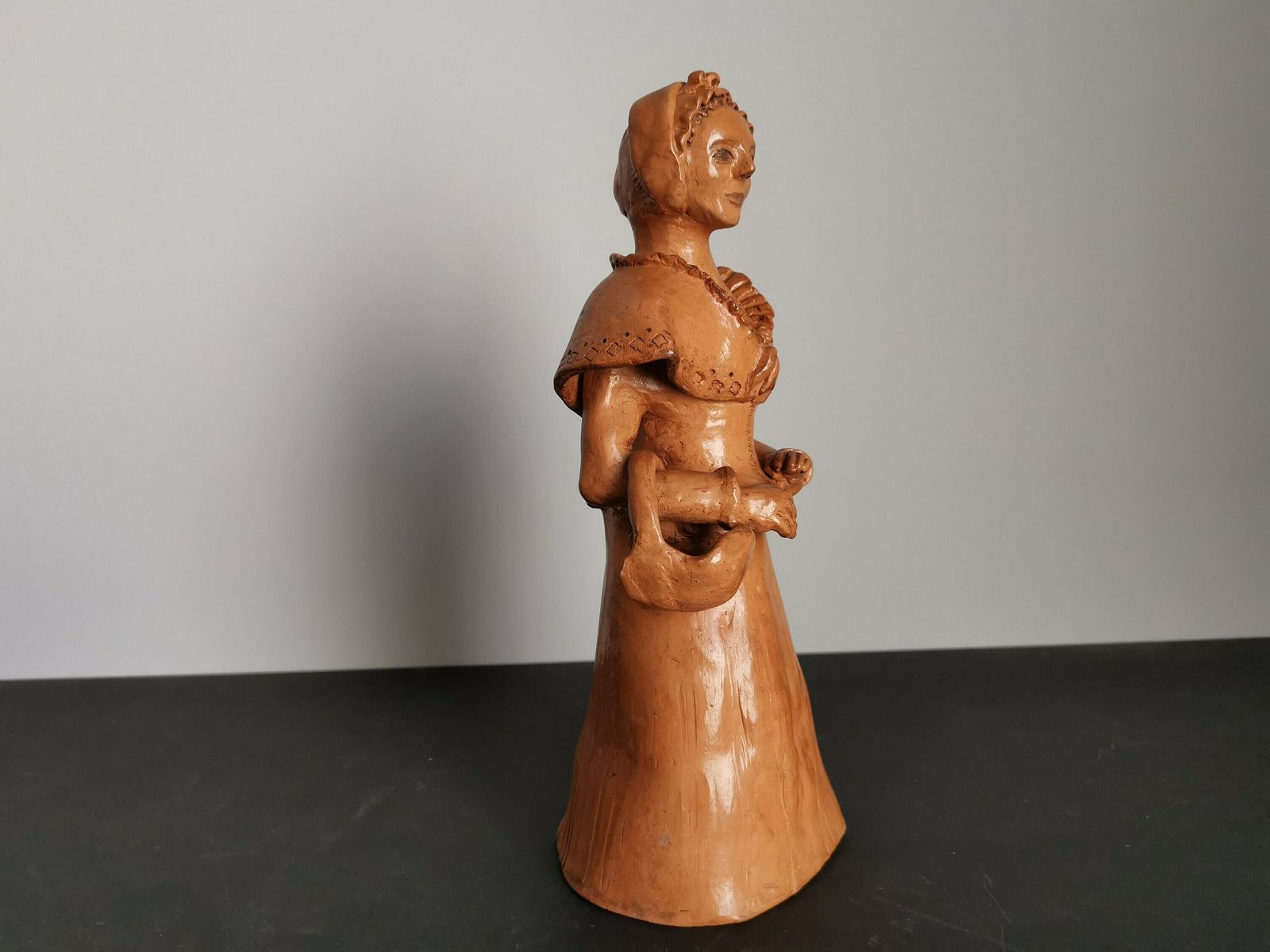 Provencal Terracotta Figurine / 1960 / Craftsmanship / France Mid Century / Vintage / Twentieth Century photo 104.0