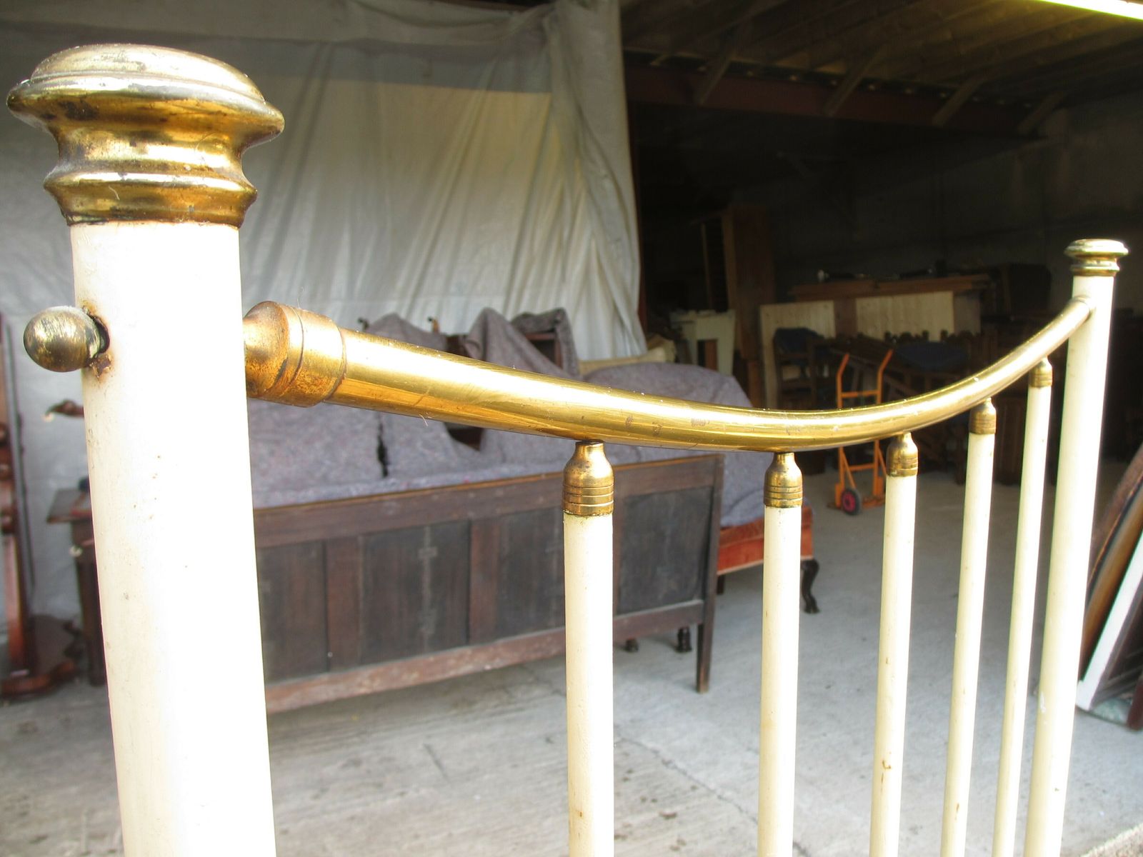 Victorian Brass And Iron Painted Single Bed photo 675.0