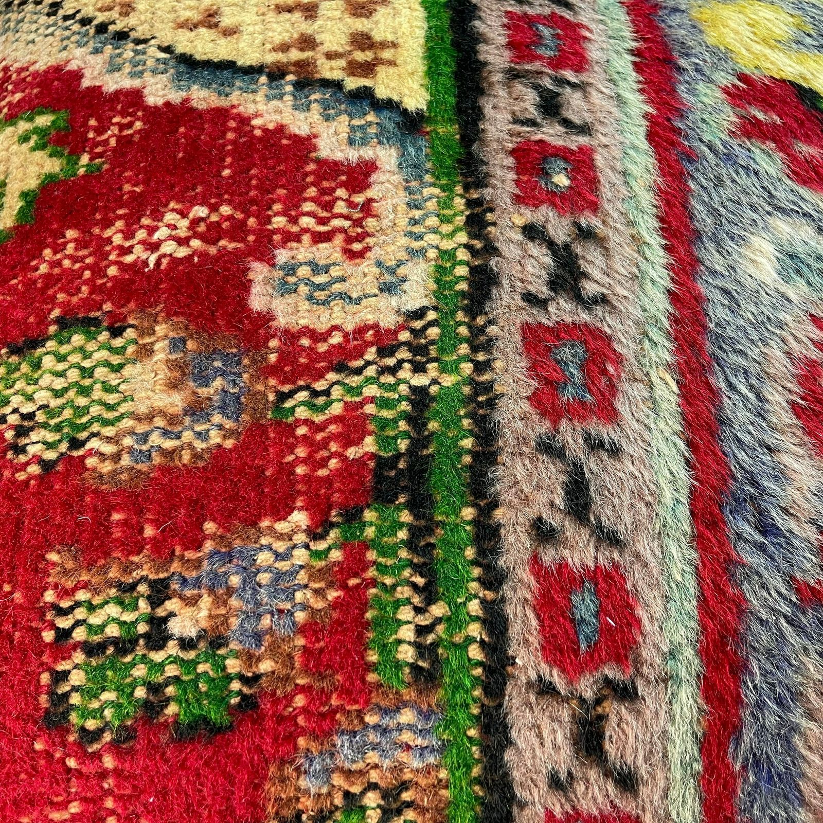 18'' X 18'' Vintage Hand Made Rug Cushion Cover, 45 X 45 Cm Decorative Rug Pillow Cover, Large Vintage Turkish Rug Cushion Cover photo buy