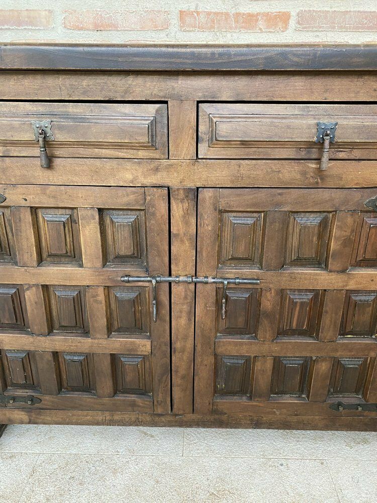 Large 20th Century Catalan Spanish Baroque Carved Walnut Tuscan Credenza Or Buffet, 1900s photo 5051.0