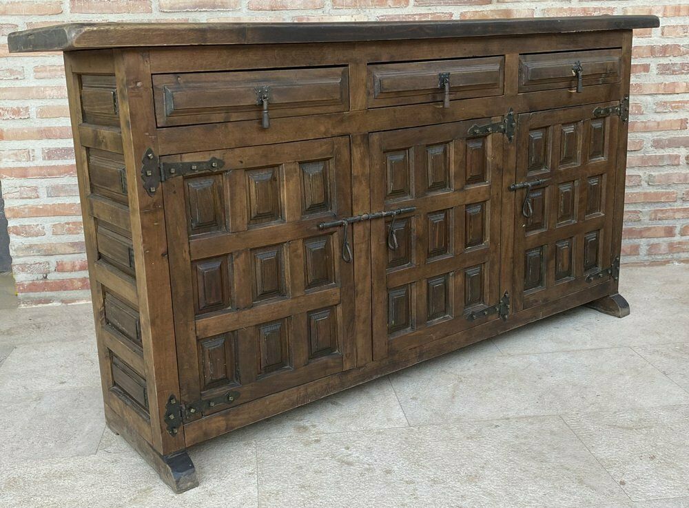 photo furniture Large 20th Century Catalan Spanish Baroque Carved Walnut Tuscan Credenza Or Buffet, 1900s