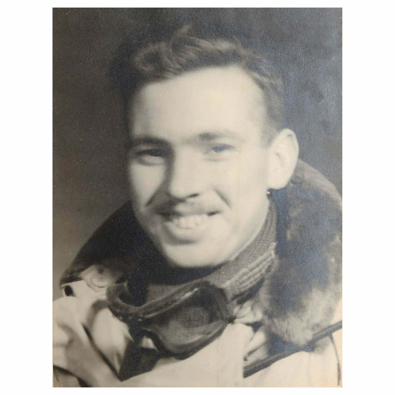 Original Vintage Photograph Of An Aviator Pilot. C.1940