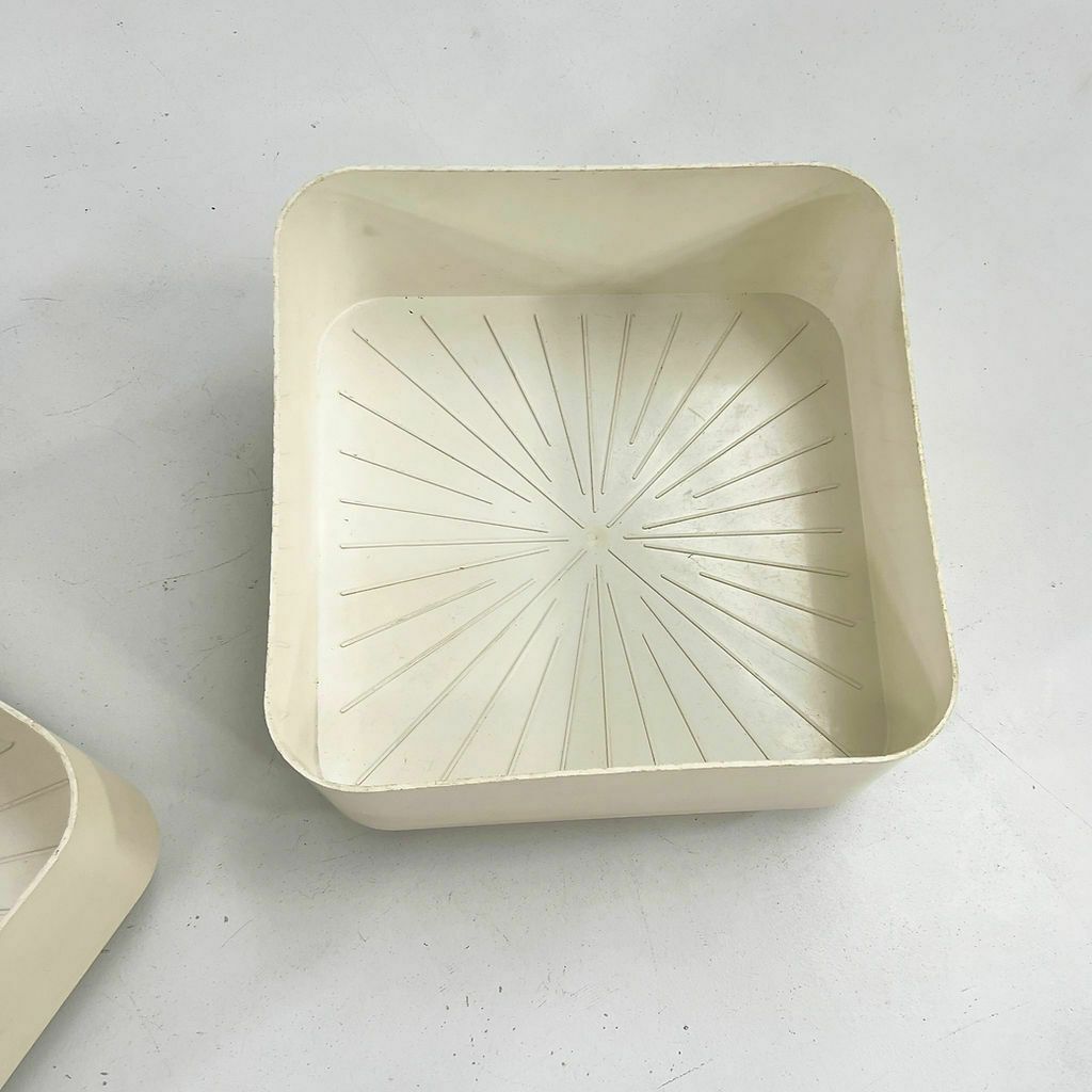 Pair Of Square Planters On Wheels By Anna Castelli For Kartell, 1970s photo for sale
