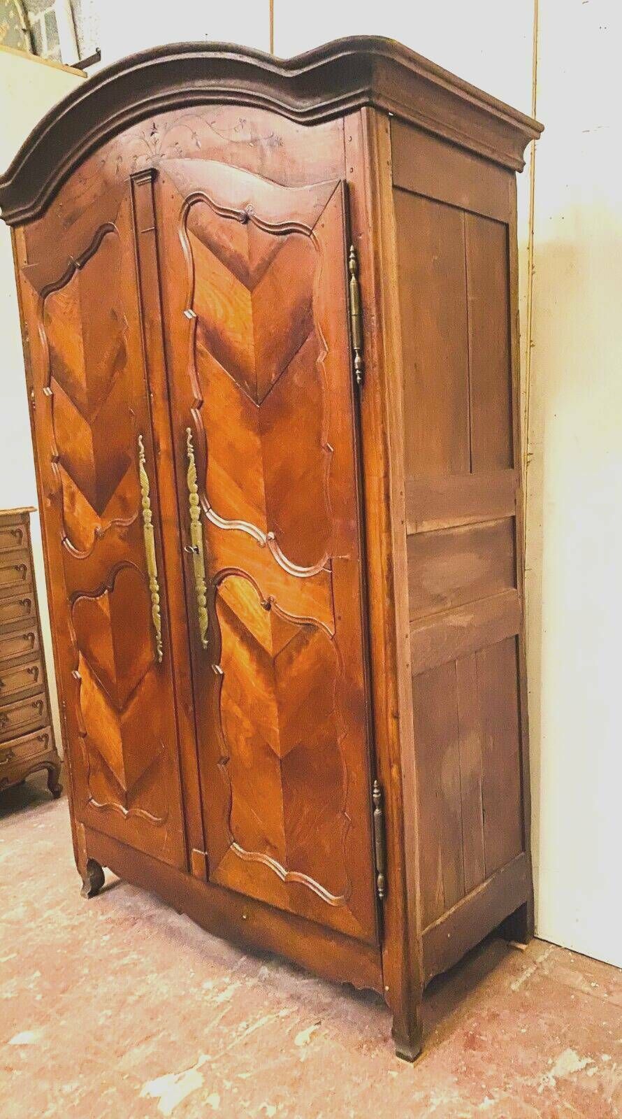 Louis XV Cabinet With Gendarme Hat In Solid Cherry Wood 18th Century photo 963.57